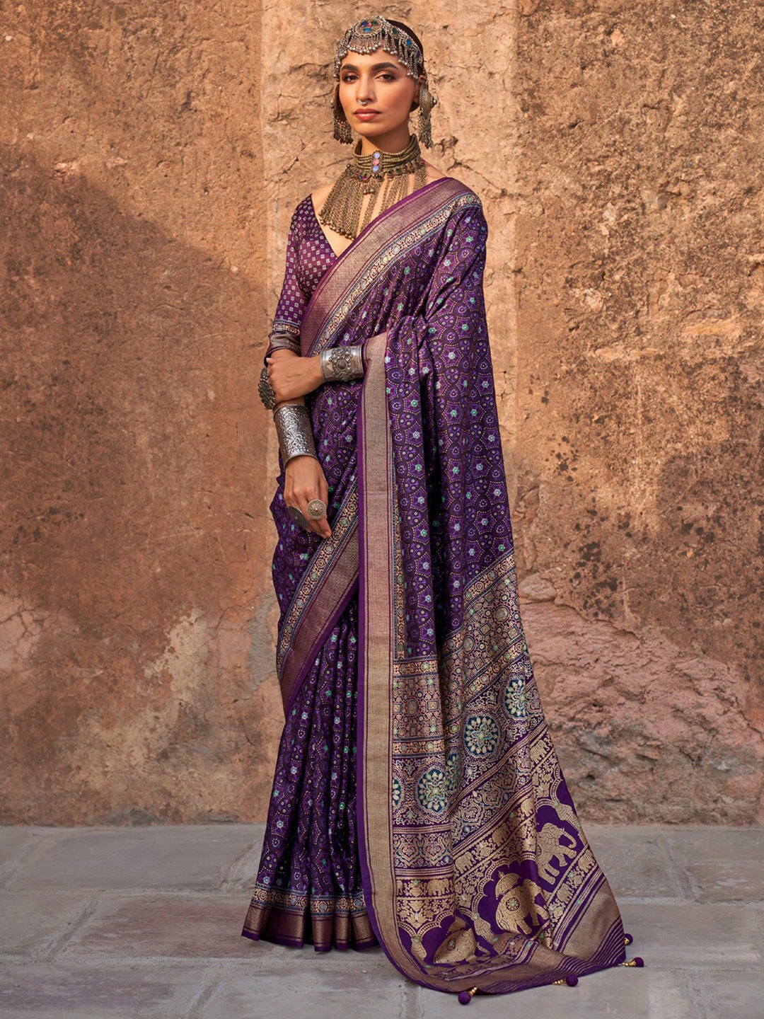 

Anouk Ethnic Motifs Zari Silk Blend Banarasi Saree, Purple