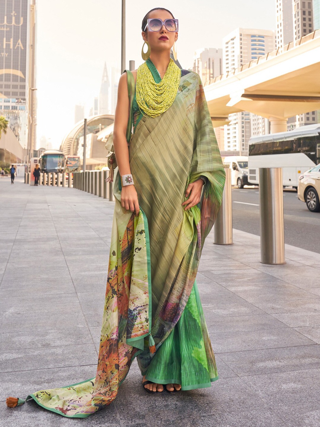 

Anouk Jaali Silk Blend Saree, Beige
