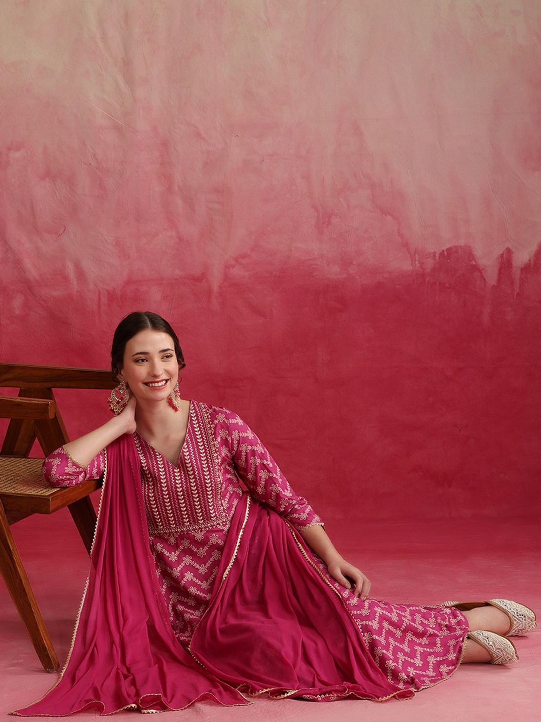 

Khushal K Printed Regular Sequinned Kurta with Palazzos & Dupatta, Pink