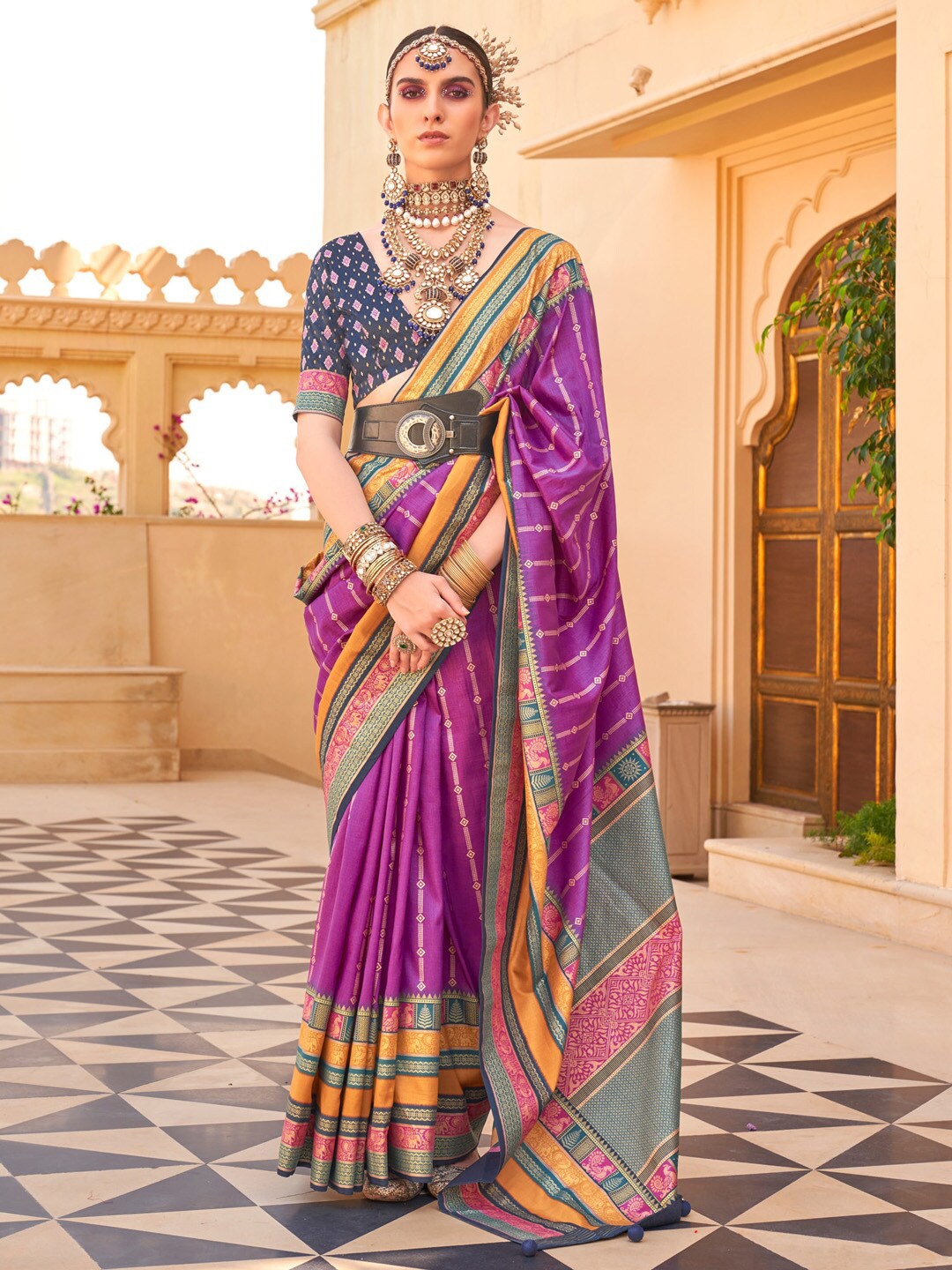 

Anouk Woven Design Jaali Silk Blend Banarasi Saree, Magenta