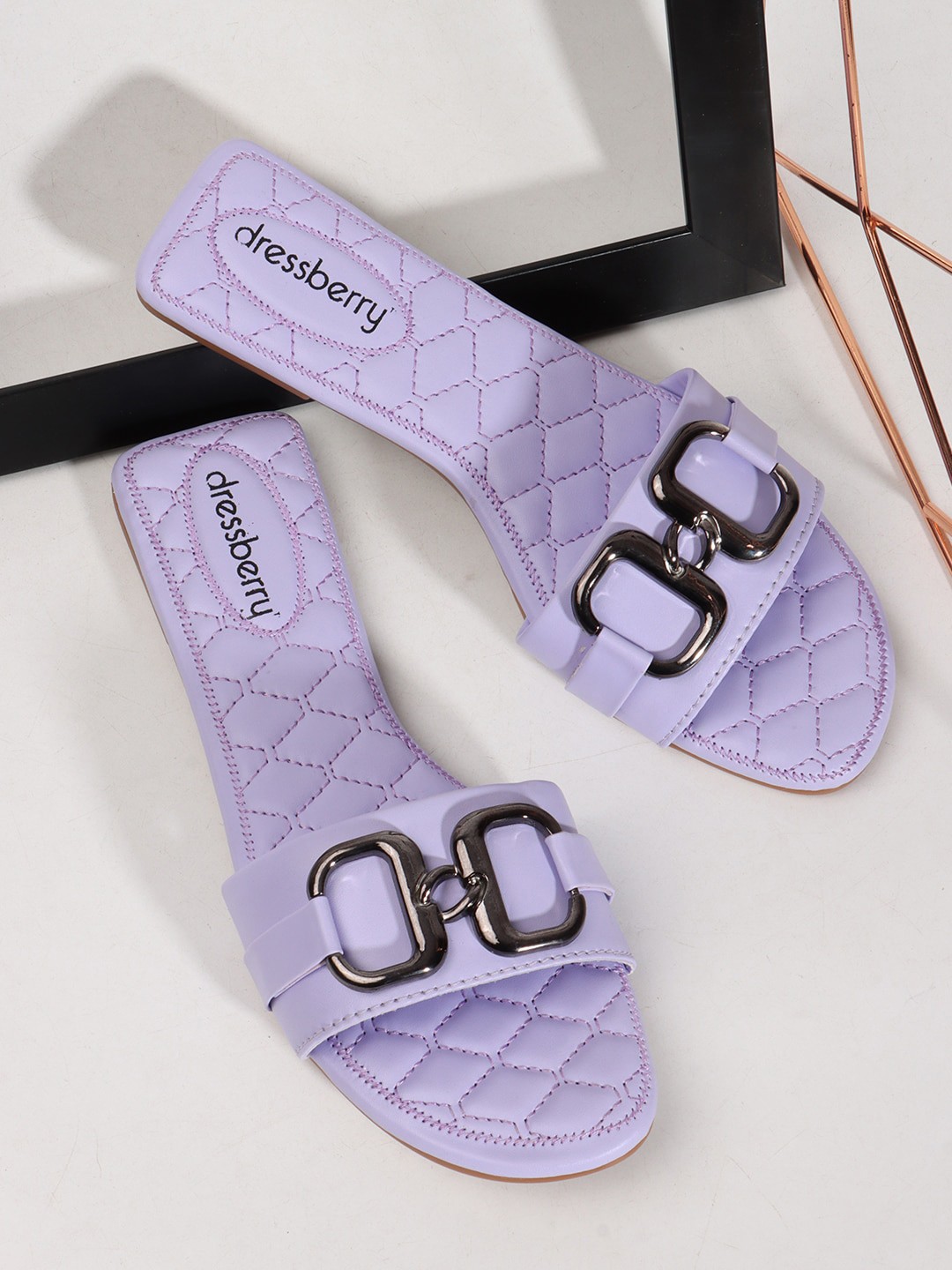 

DressBerry Women Embellished Open Toe Flats, Purple