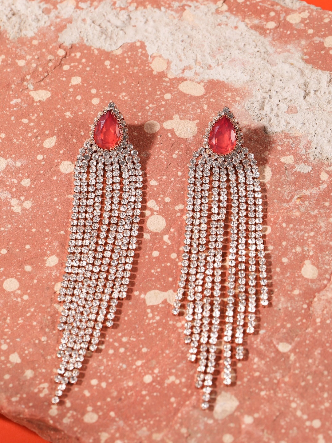

DressBerry Rose Gold-Plated Rhinestone Studded Contemporary Drop Earrings
