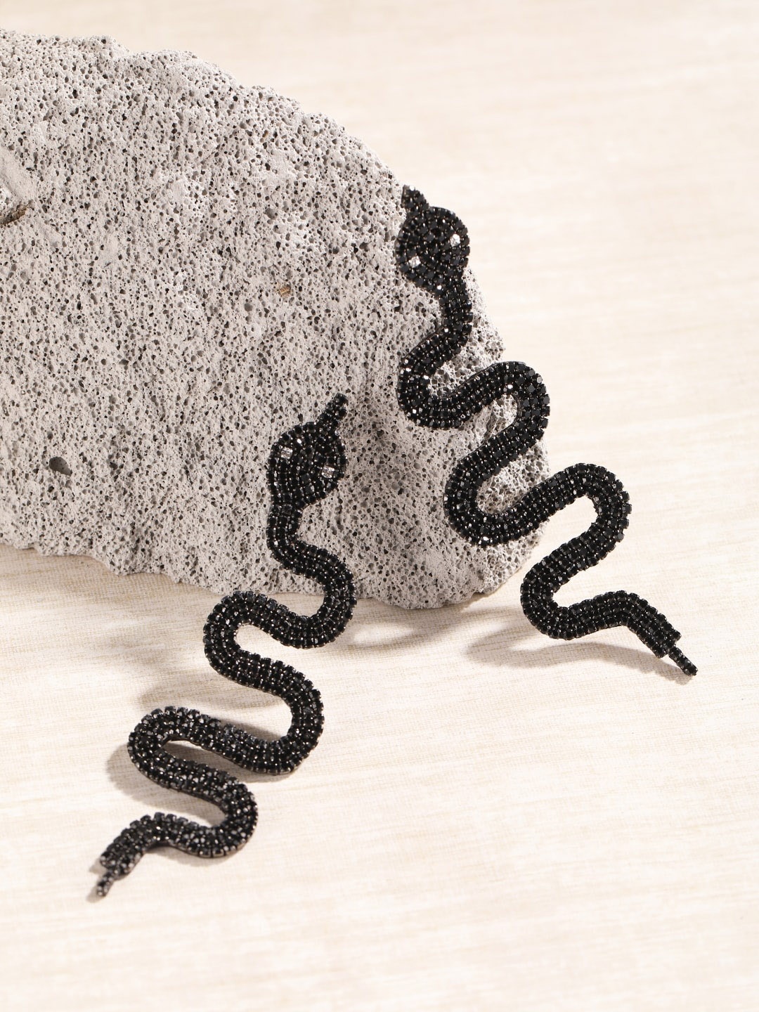 

DressBerry Black Brass-Plated Rhinestone Snake Shaped Drop Earrings