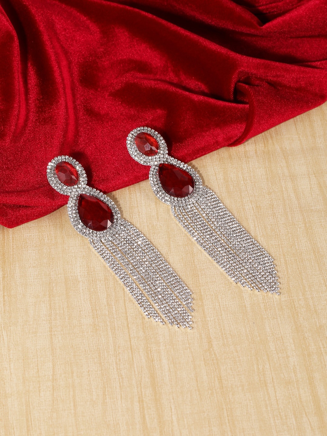 

DressBerry Silver Toned Rhinestone Silver Plated Drop Earrings