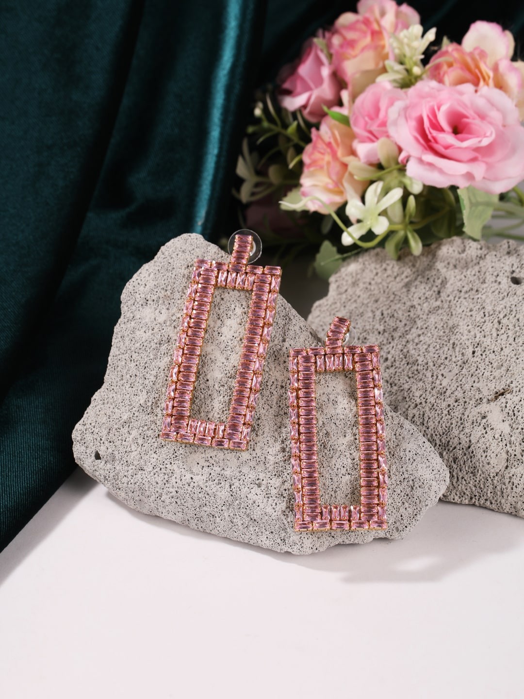 

DressBerry Pink Gold-Plated Rhinestone Geometric Drop Earrings