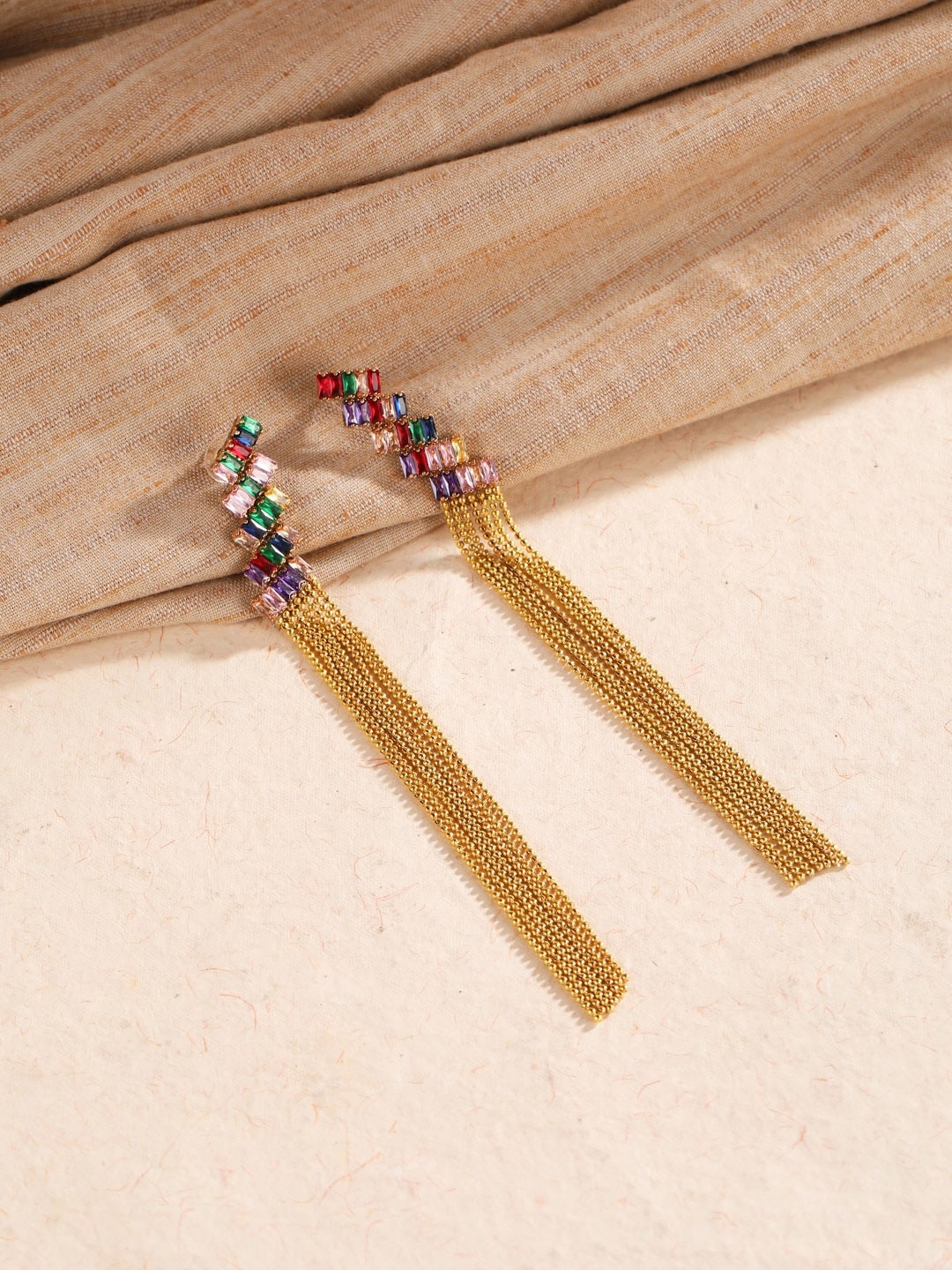 

DressBerry Gold-Plated Rhinestone Studded Contemporary Drop Earrings