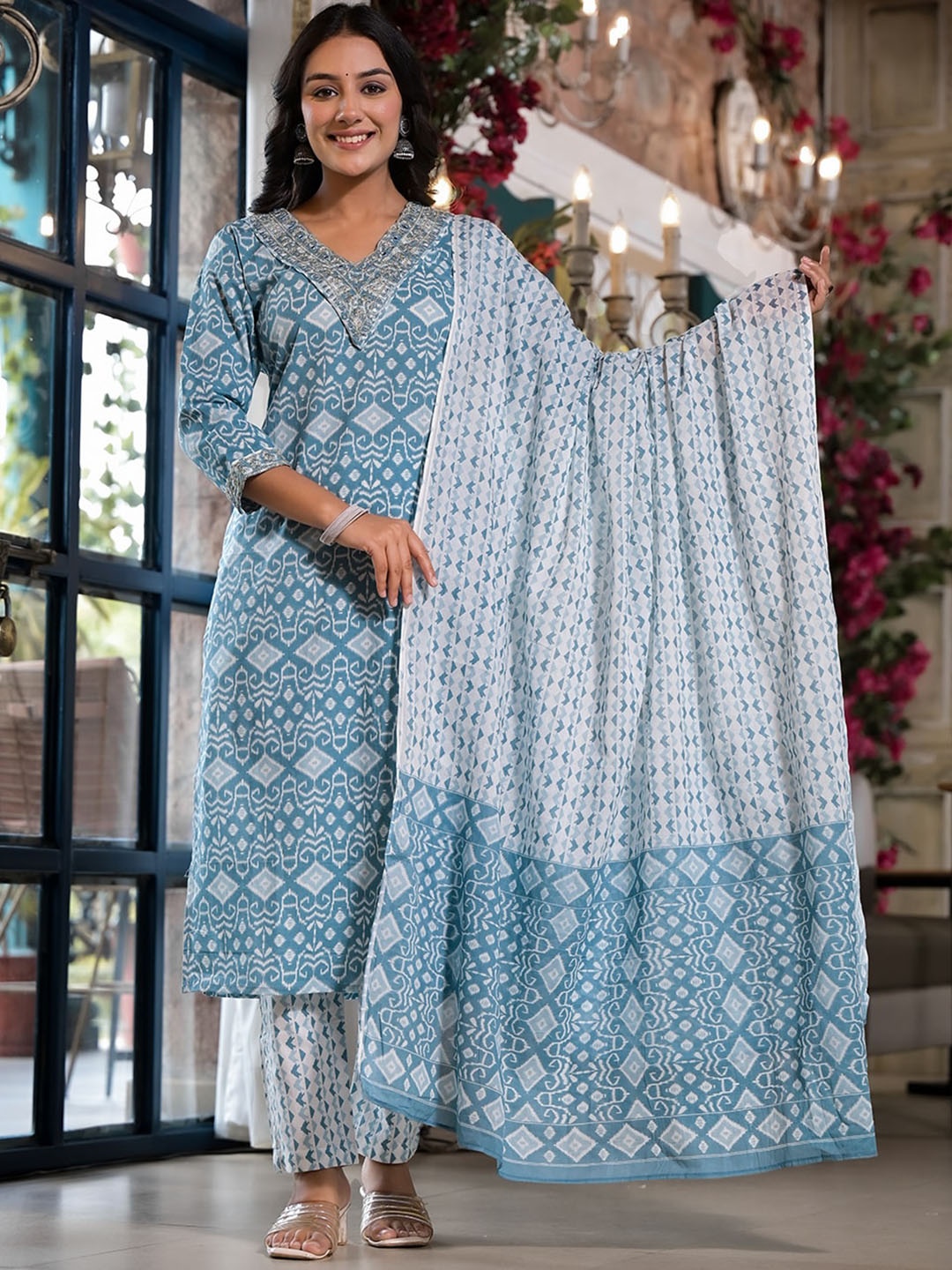 

ROOHANIYAT Ethnic Motifs Printed Embroidered Regular Cotton Kurtia With Pyjamas & Dupatta, Blue