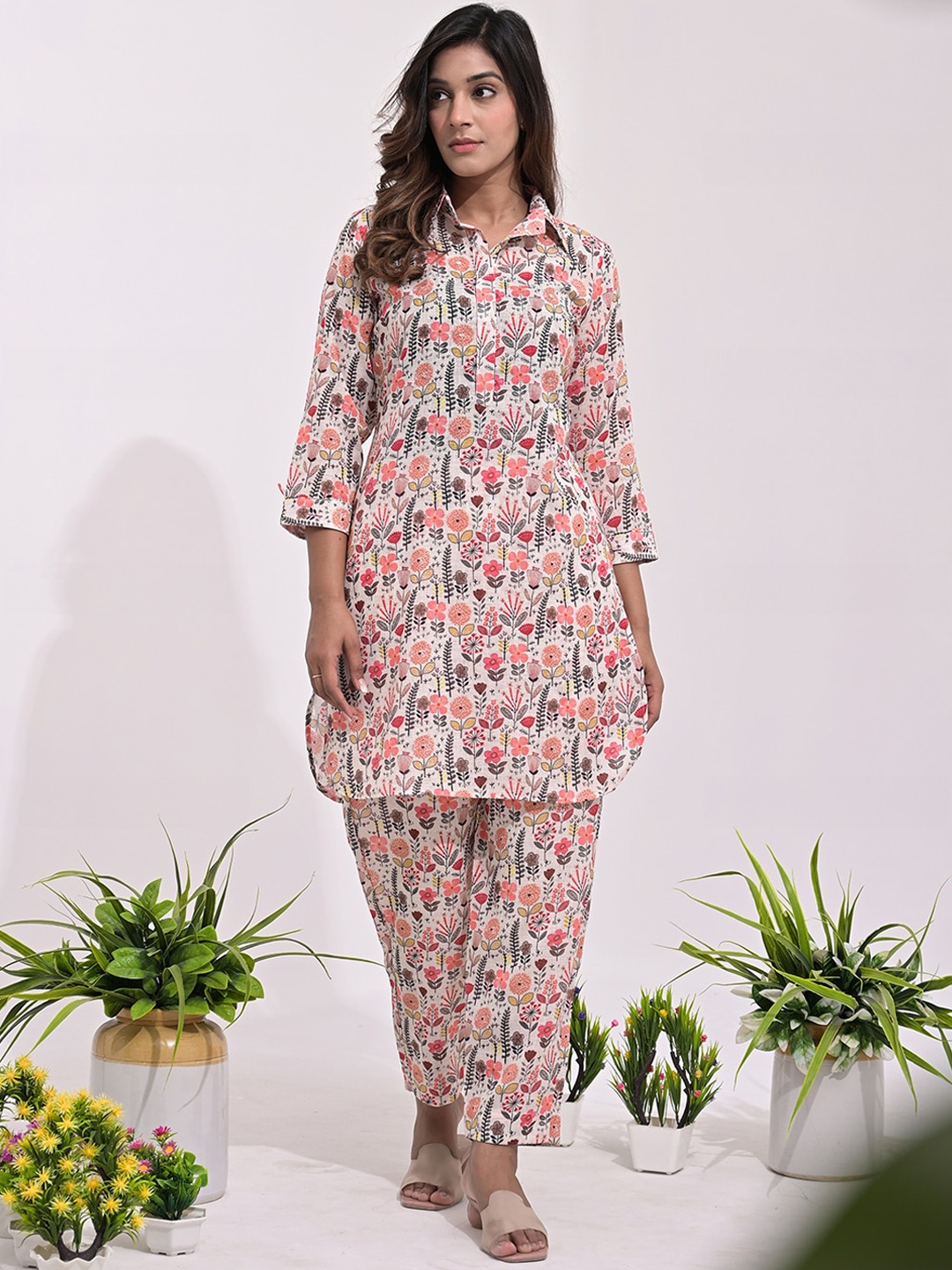 

ROOHANIYAT Shirt Collar Floral Printed Pure Silk Cord Set, White
