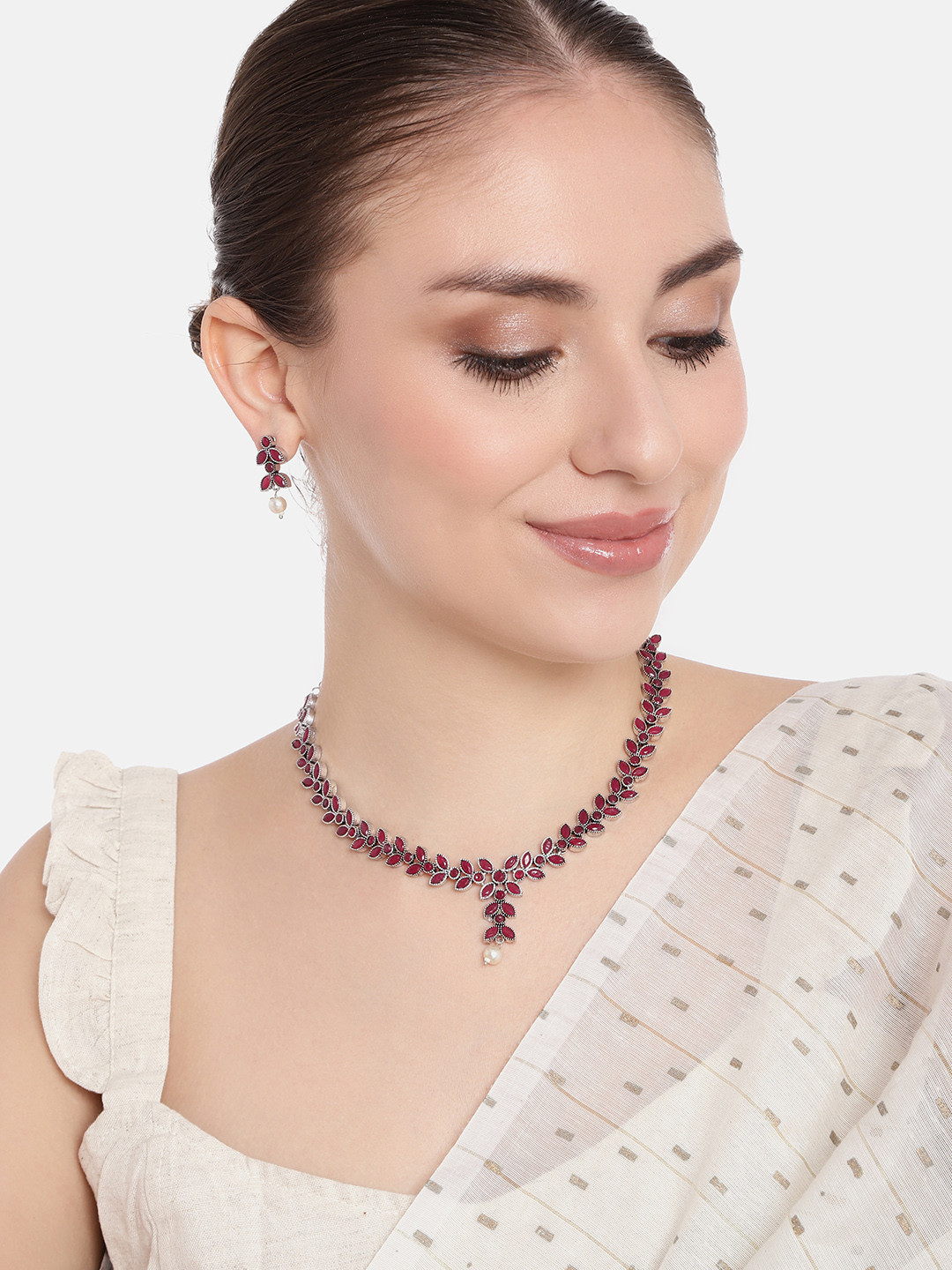 

AITIHYA Women Silver-Plated Stones-Studded Oxidised Jewellery Set, Pink