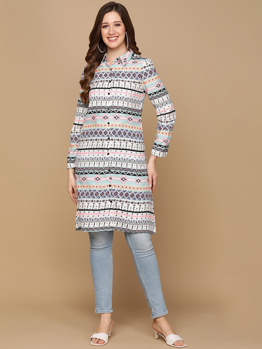 

DODO & MOA Cream & Blue Ethnic Motifs Shirt Collar Straight Kurta
