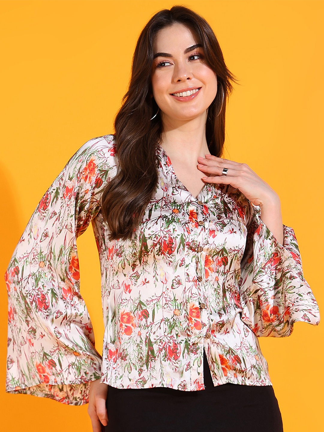 

DODO & MOA White Floral Printed V-Neck Flared Sleeves Satin Shirt Style Top