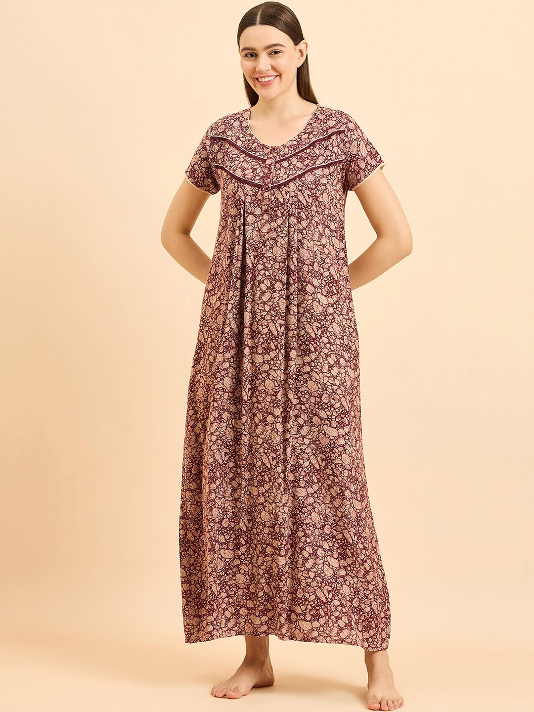 

Sweet Dreams Maroon Abstract Printed Pure Cotton Maxi Nightdress