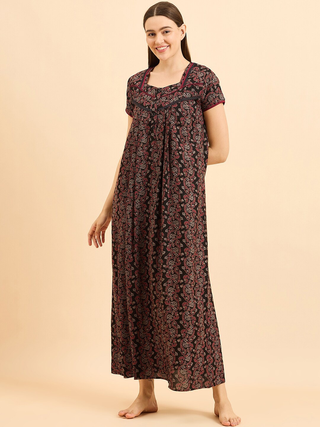 

Sweet Dreams Floral Printed Pure Cotton Maxi Nightdress, Black