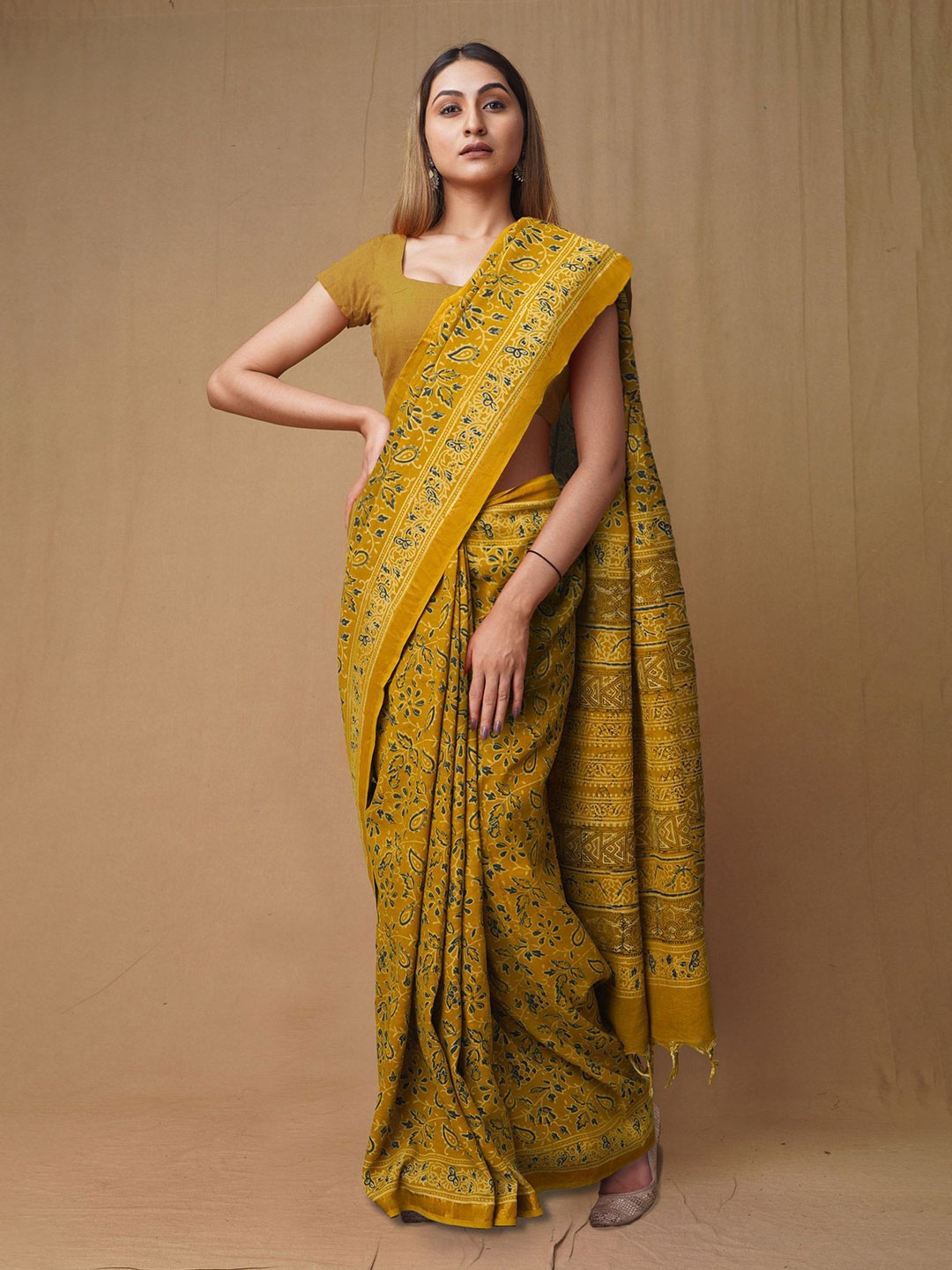 

Unnati Silks Ajrak Block Zari Pure Silk Chanderi Saree, Yellow