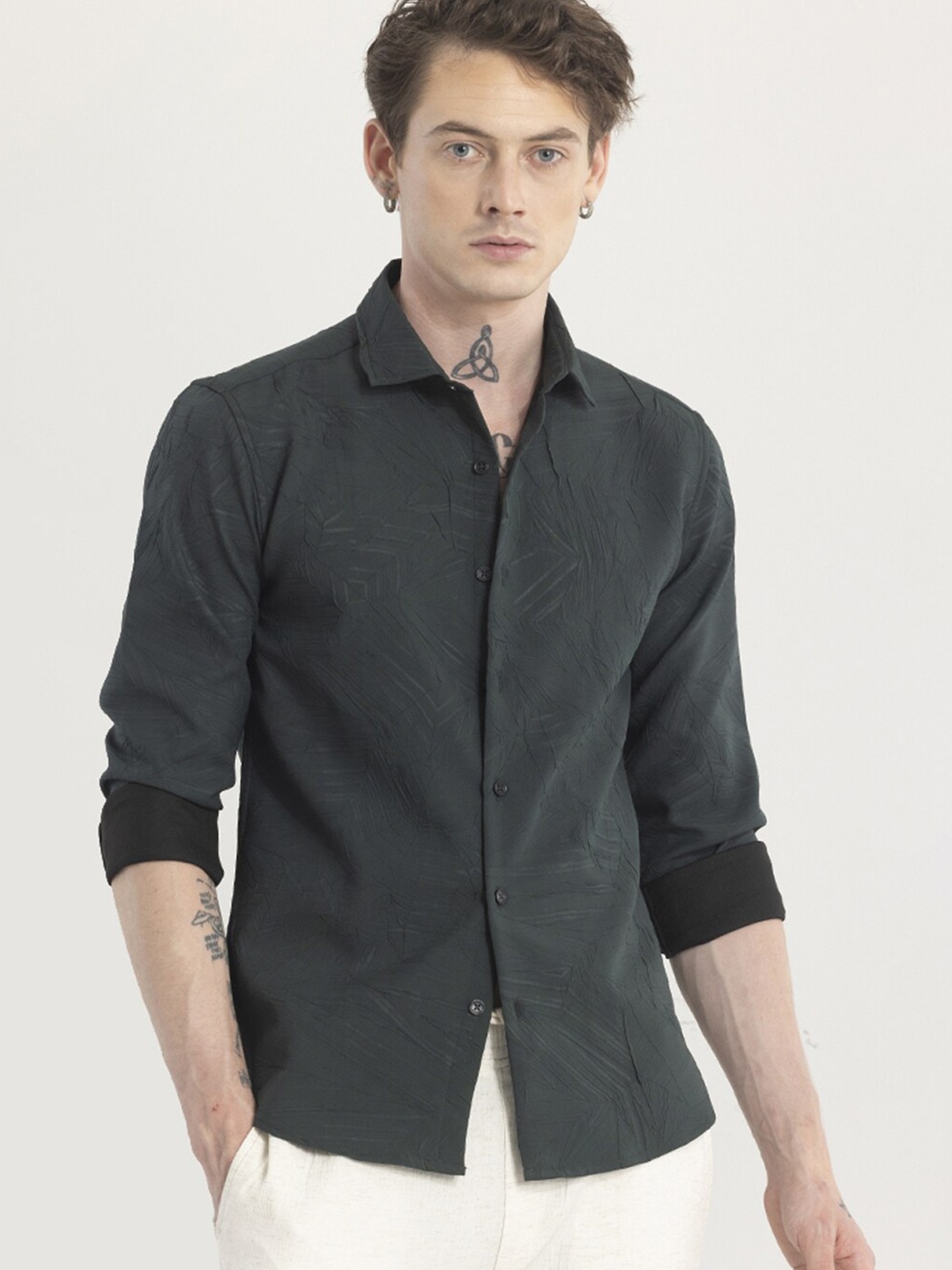 

Snitch Dark Green Classic Slim Fit Opaque Casual Shirt