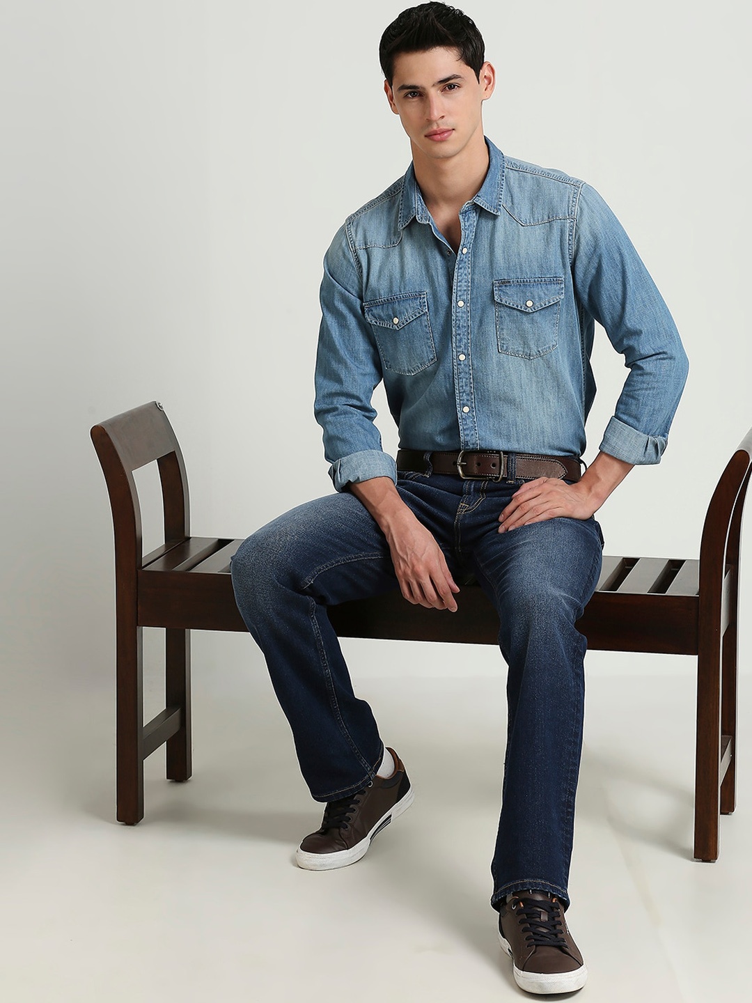 

Pepe Jeans Men Mid Rise Light Fade Stretchable Jeans, Blue