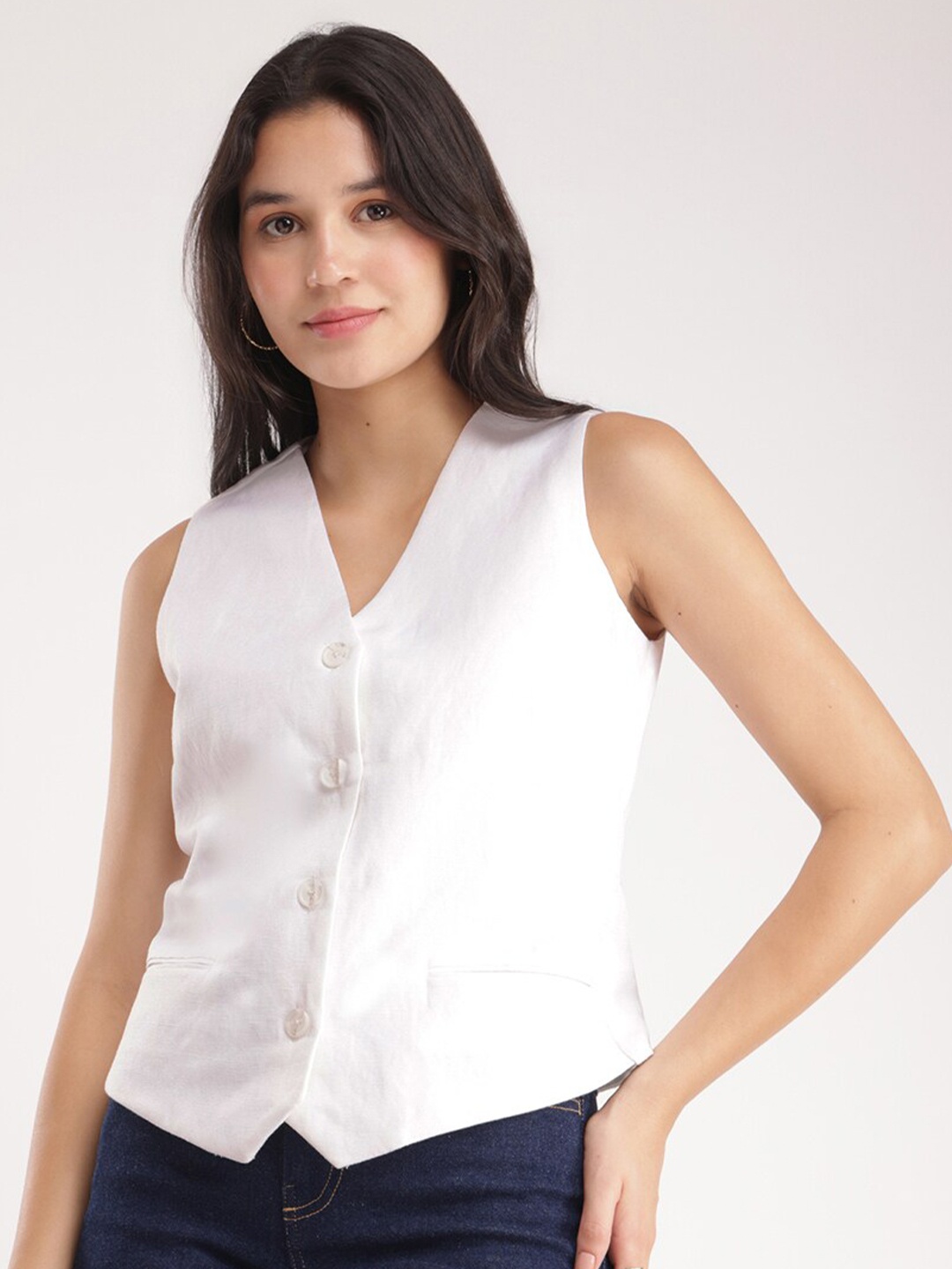 

FableStreet V-Neck Linen Waistcoat, White