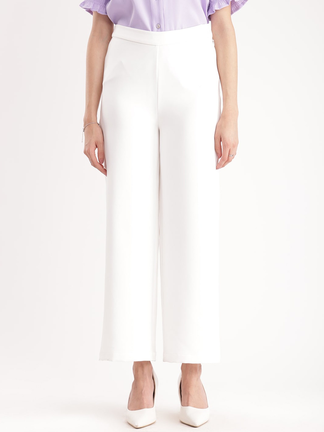 

FableStreet Women Flared Mid-Rise Parallel Formal Trousers, Off white