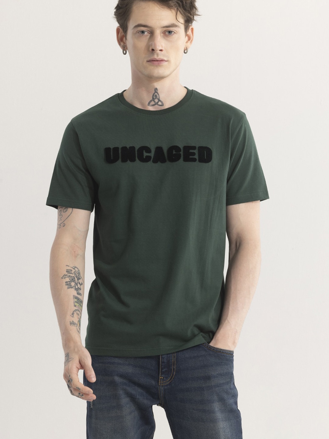 

Snitch Green Typography Printed Cotton Slim Fit T-shirt