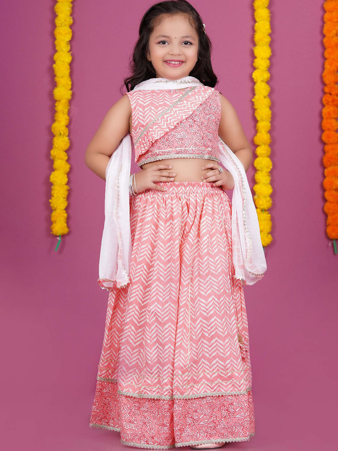 

Stuffie Land Girls Printed Ready to Wear Lehenga & Blouse With Dupatta, Pink