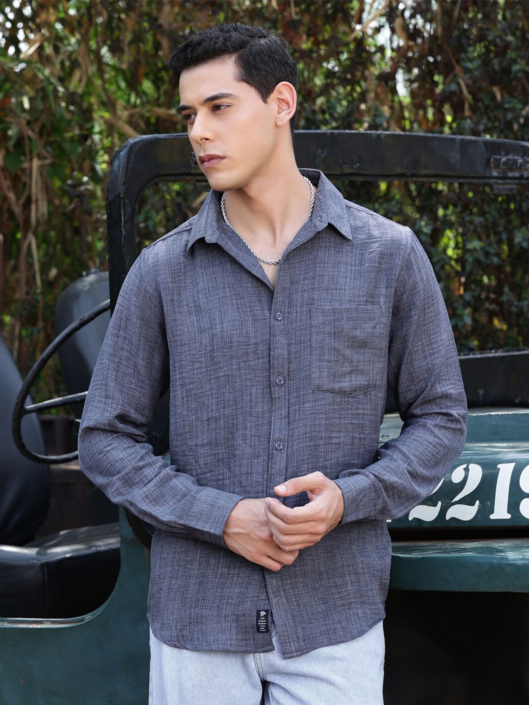 

The Roadster Lifestyle Co. Grey Spread Collar Casual Shirt