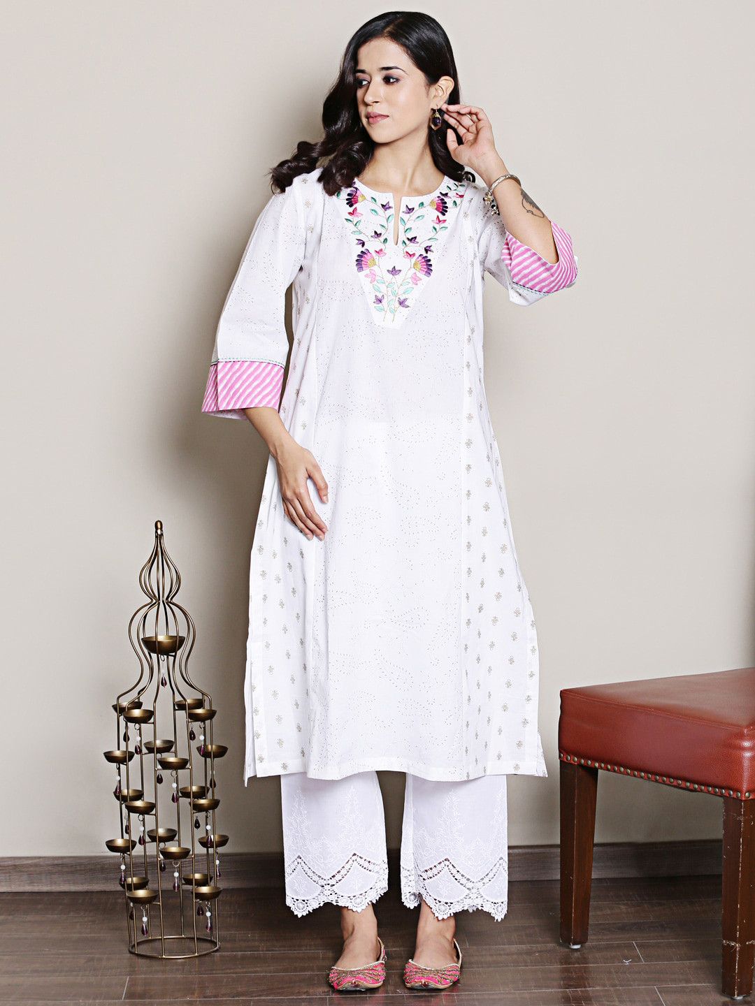 

Spring Soul Floral Yoke Design Thread Work Kurta, White