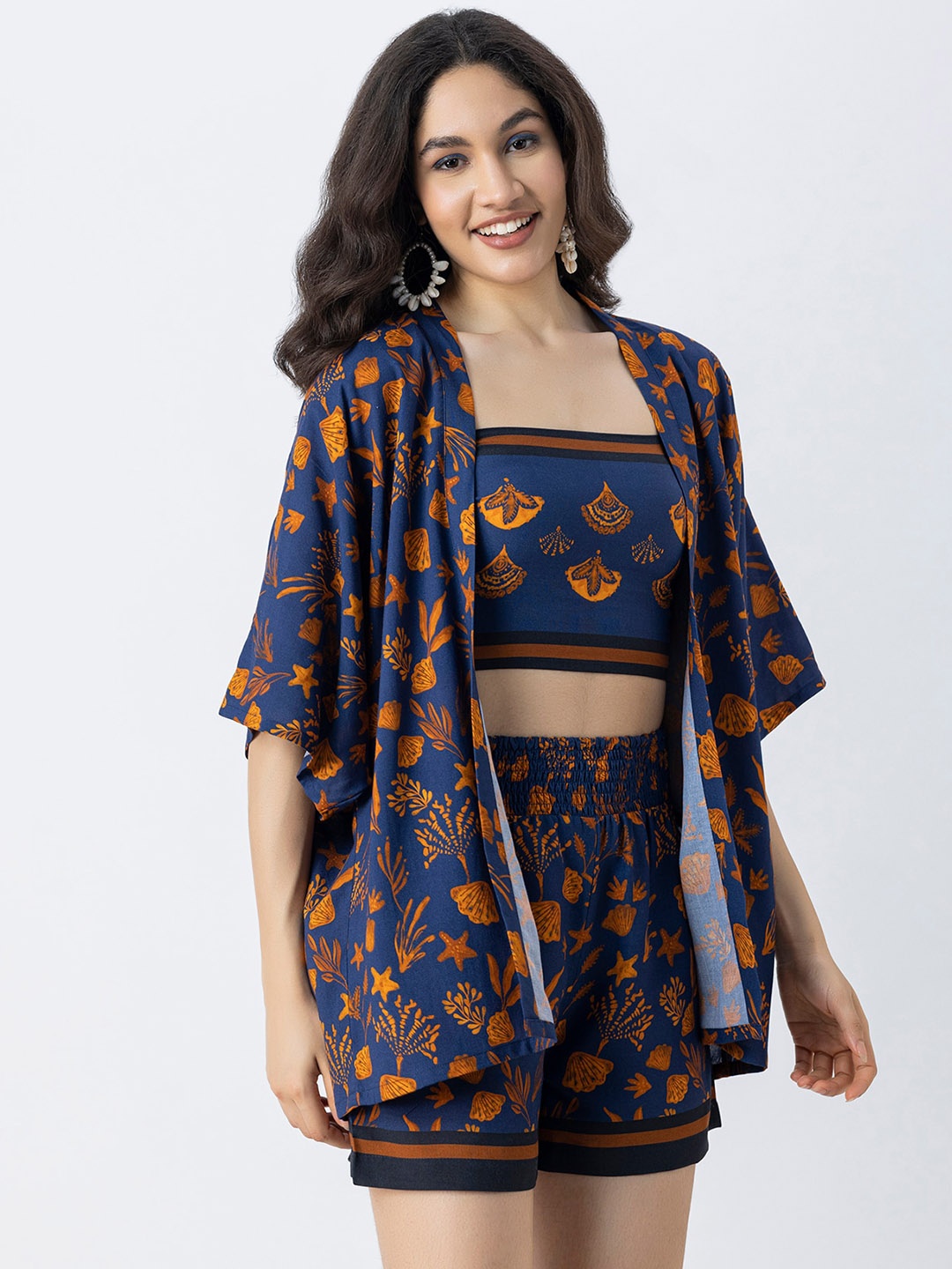 

Moomaya Floral Printed Shoulder Straps Top & Shrug With Shorts, Navy blue