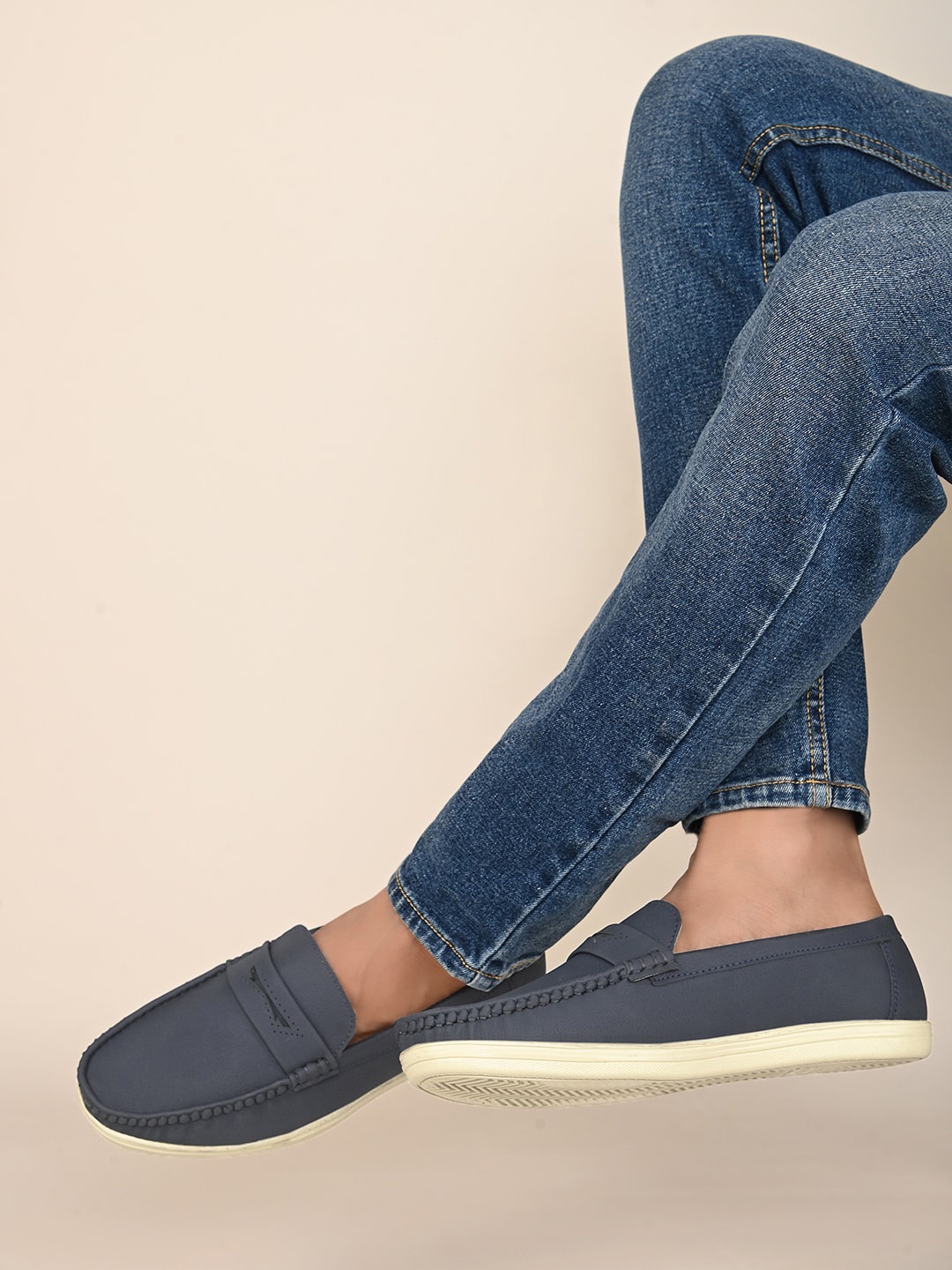 

Prolific Men Round Toe Lightweight Loafers, Blue
