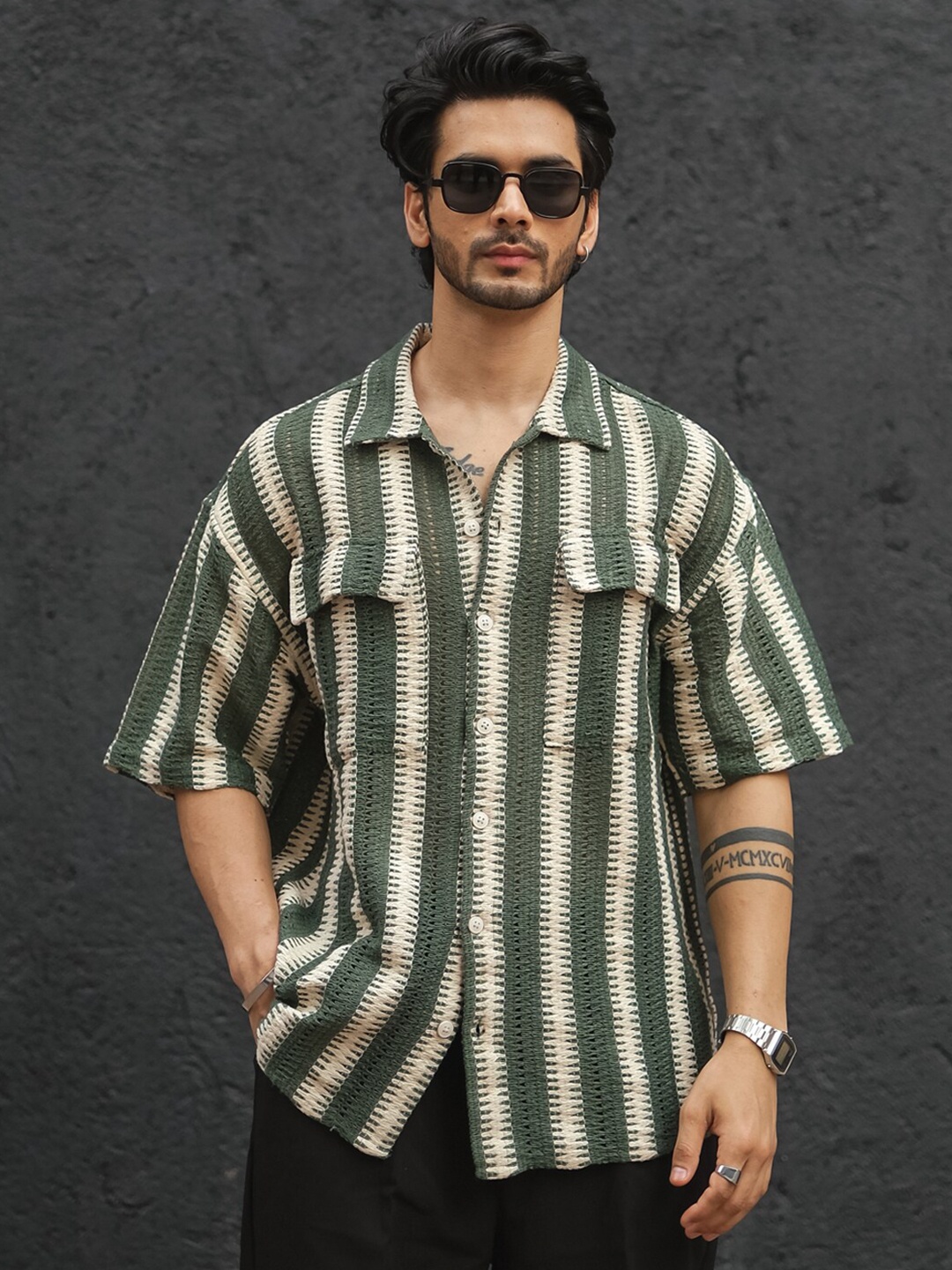 

Powerlook India Slim Self Design Drop-Shoulder Sleeves Semi Sheer Cotton Oversized Shirt, Green