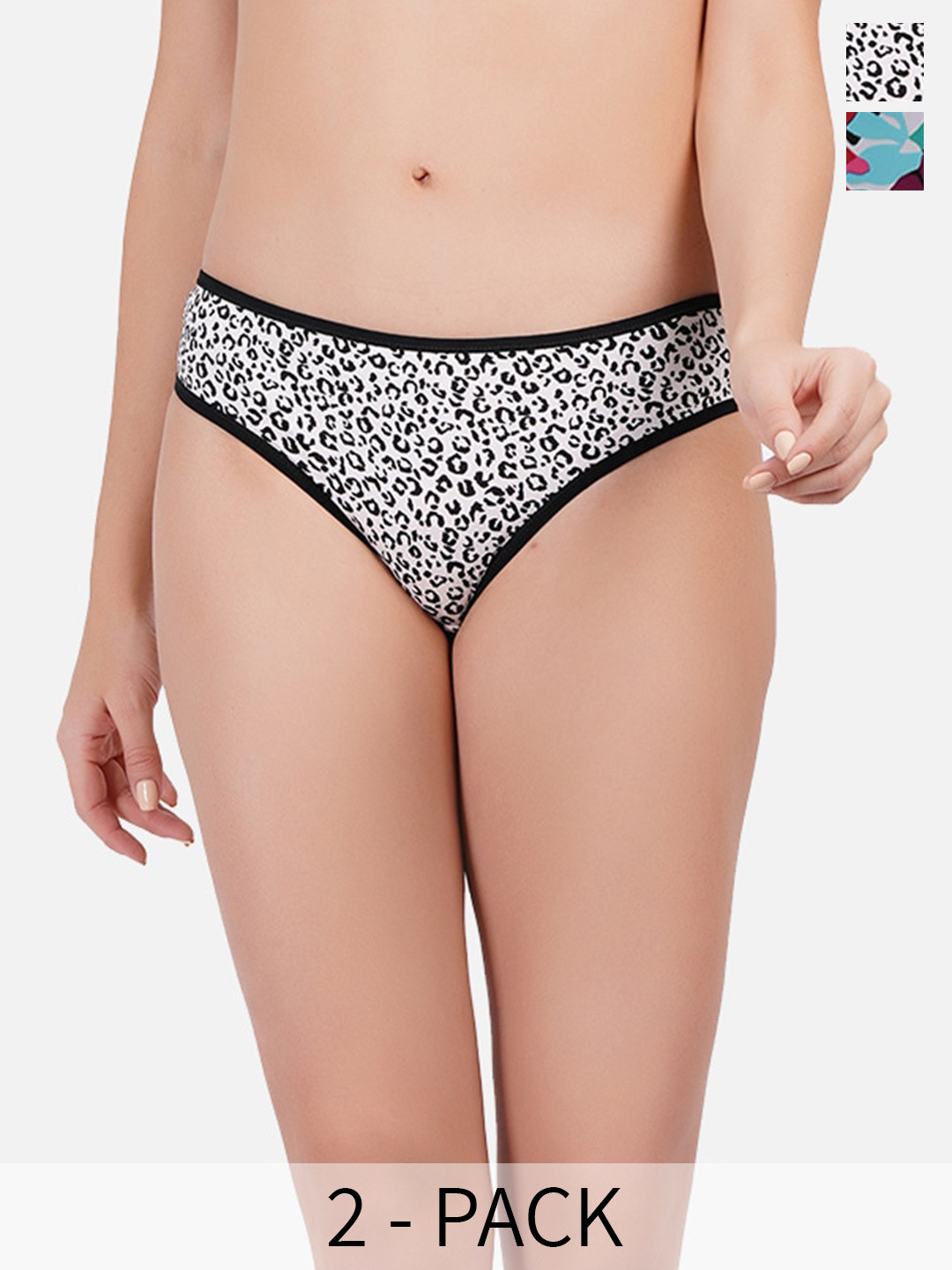 

FIMS Pack Of 2 Printed Hipster Briefs, Black