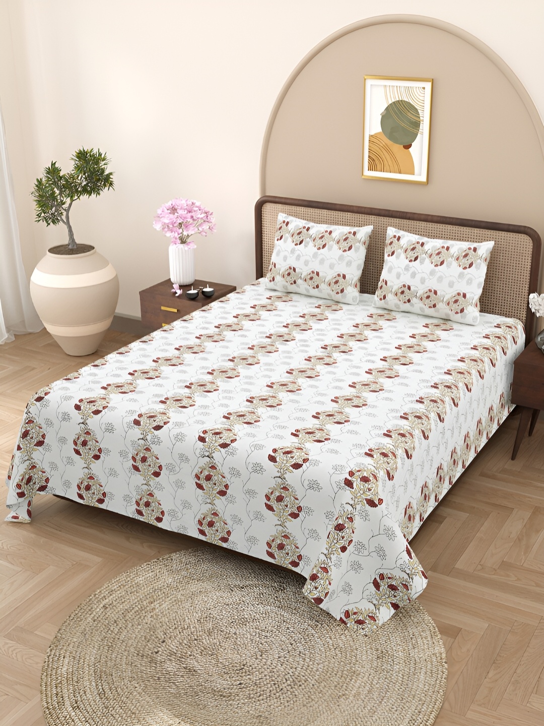 

BELLA CASA White & Red Printed Cotton 180 TC Queen Double Bedsheet with 2 Pillow Covers