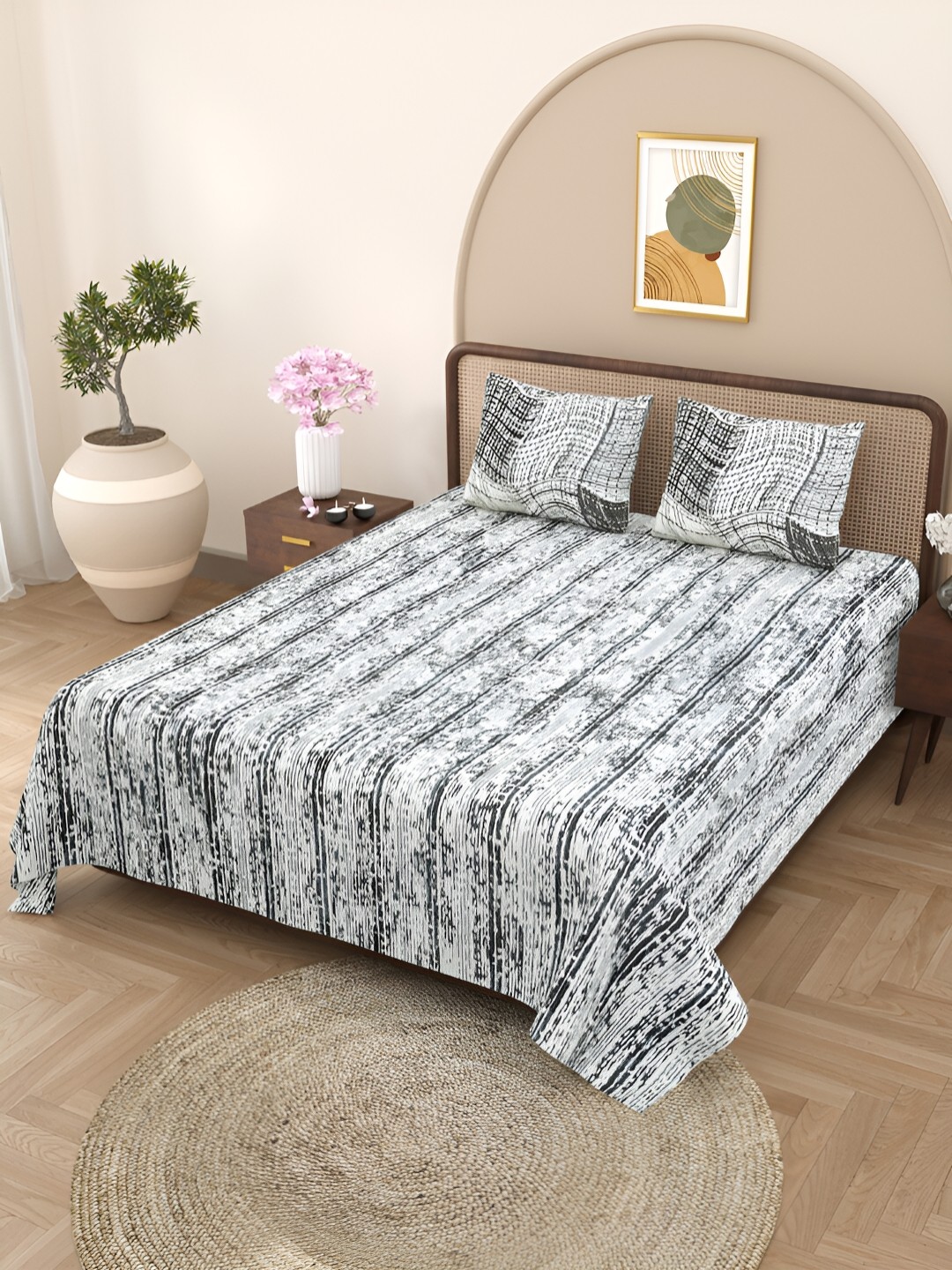 

BELLA CASA Grey & White Printed Cotton 180 TC Queen Double Bedsheet With 2 Pillow Covers