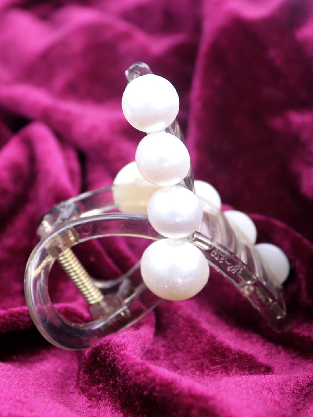 

Xivir Set of 2 Embellished Claw Clip, White