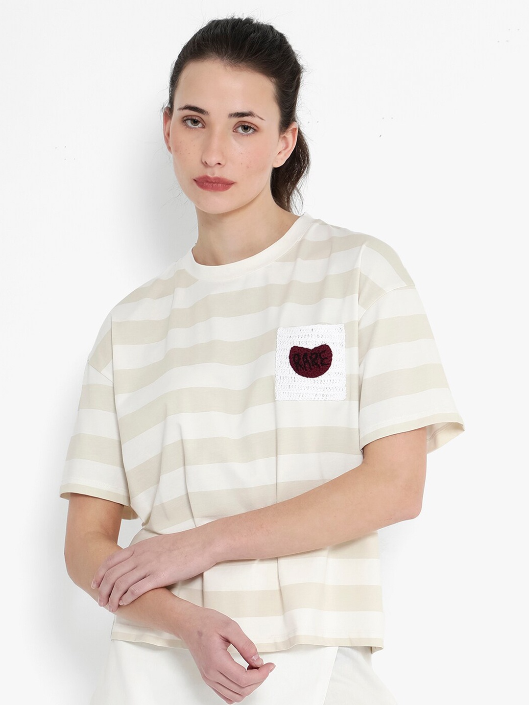 

RAREISM Prandant Horizontal Striped Round Neck Drop-Shoulder Sleeves Boxy T-shirt, Off white