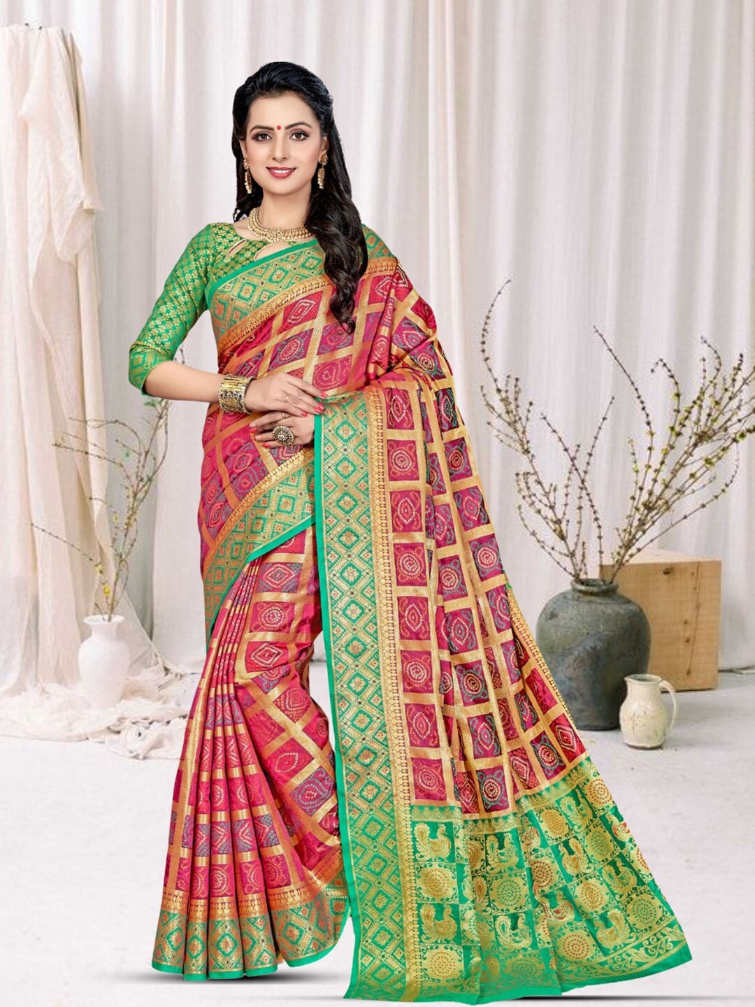 

Mitera Woven Design Zari Silk Blend Kanjeevaram Saree, Magenta