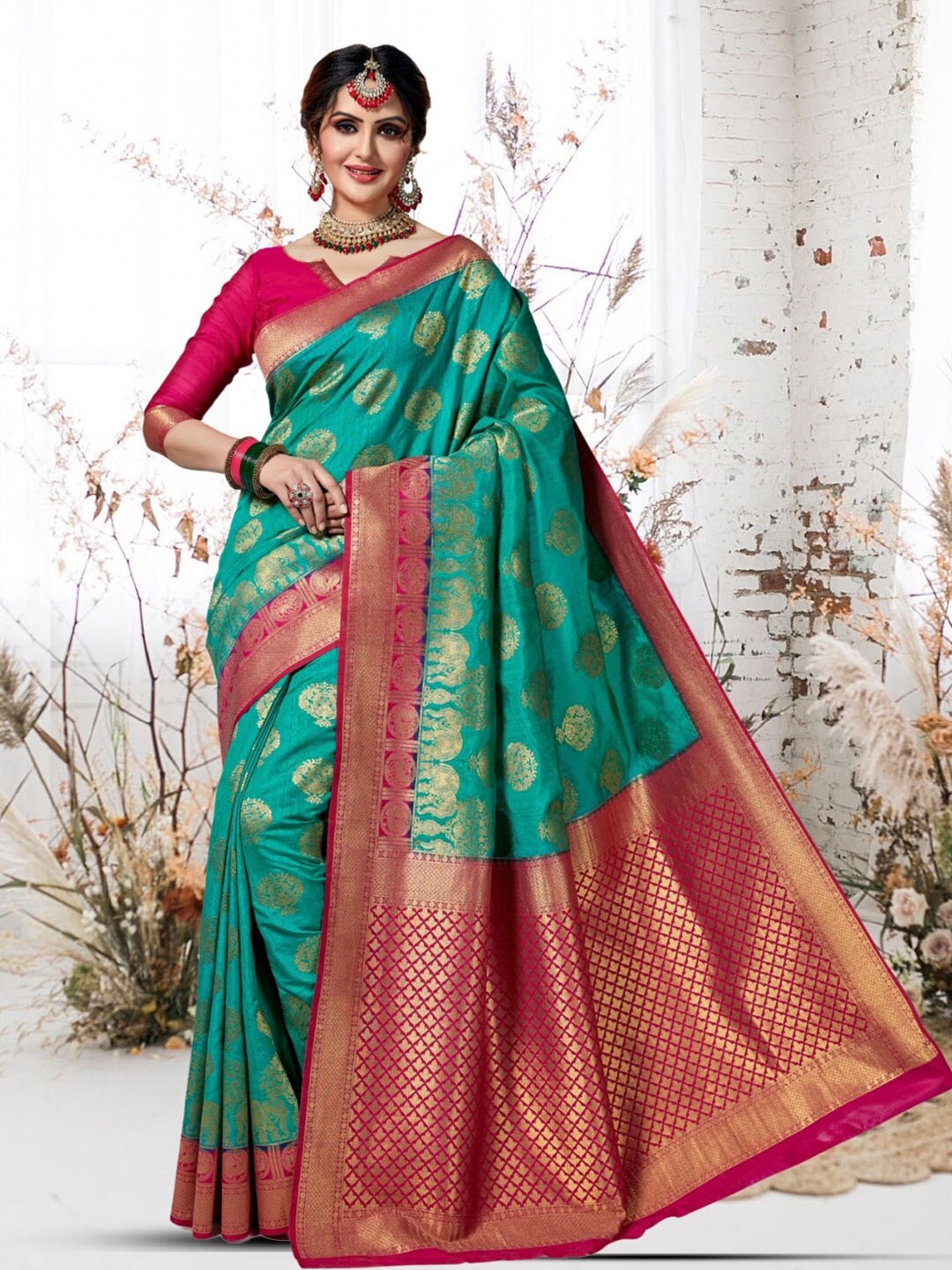 

Mitera Woven Design Zari Silk Blend Kanjeevaram Saree, Teal