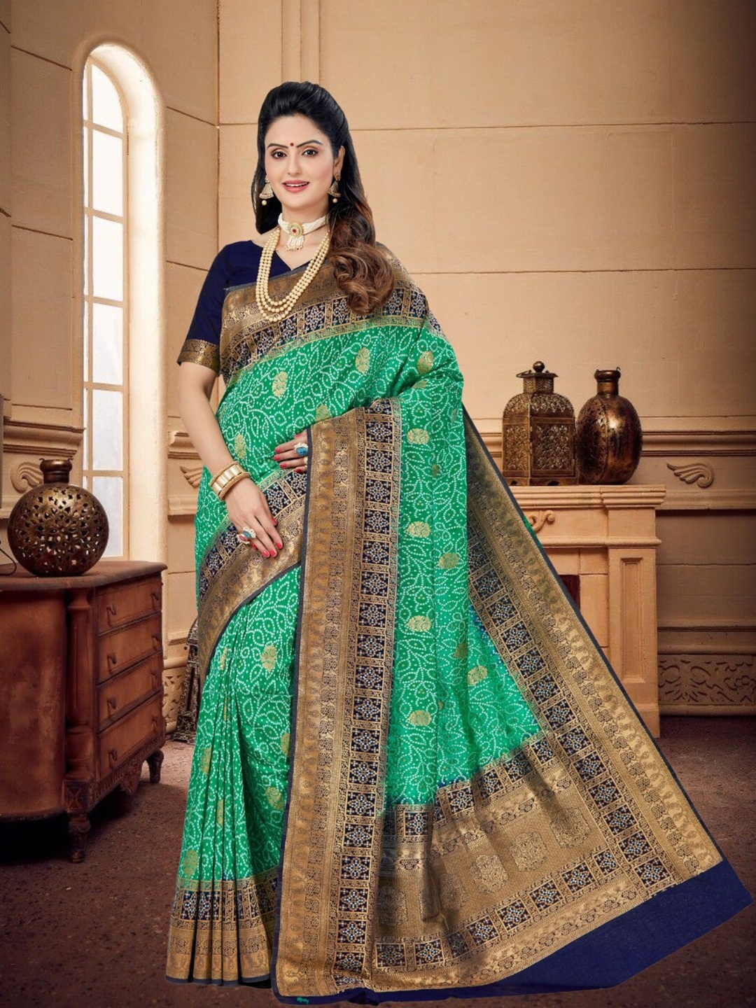 

Mitera Woven Design Zari Silk Kanjeevaram Saree, Turquoise blue