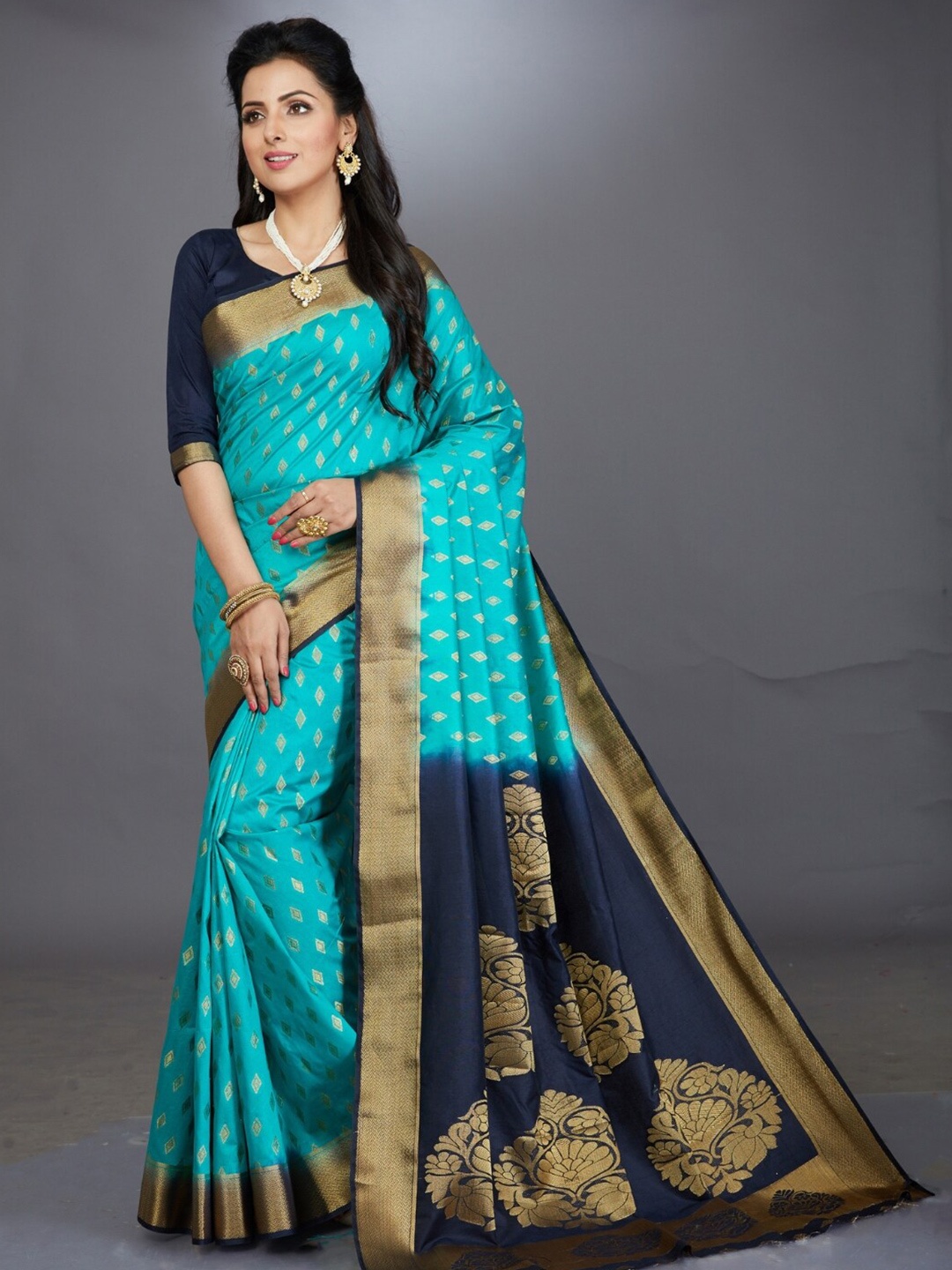 

Mitera Ethnic Motifs Zari Silk Blend Kanjeevaram Saree, Blue