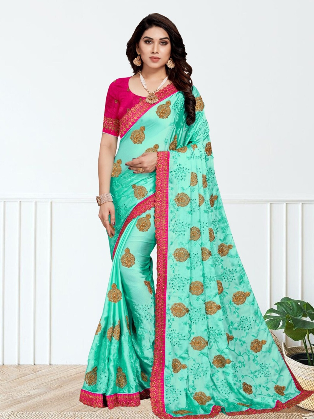 

Mitera Ethnic Motifs Embroidered Silk Blend Saree, Turquoise blue