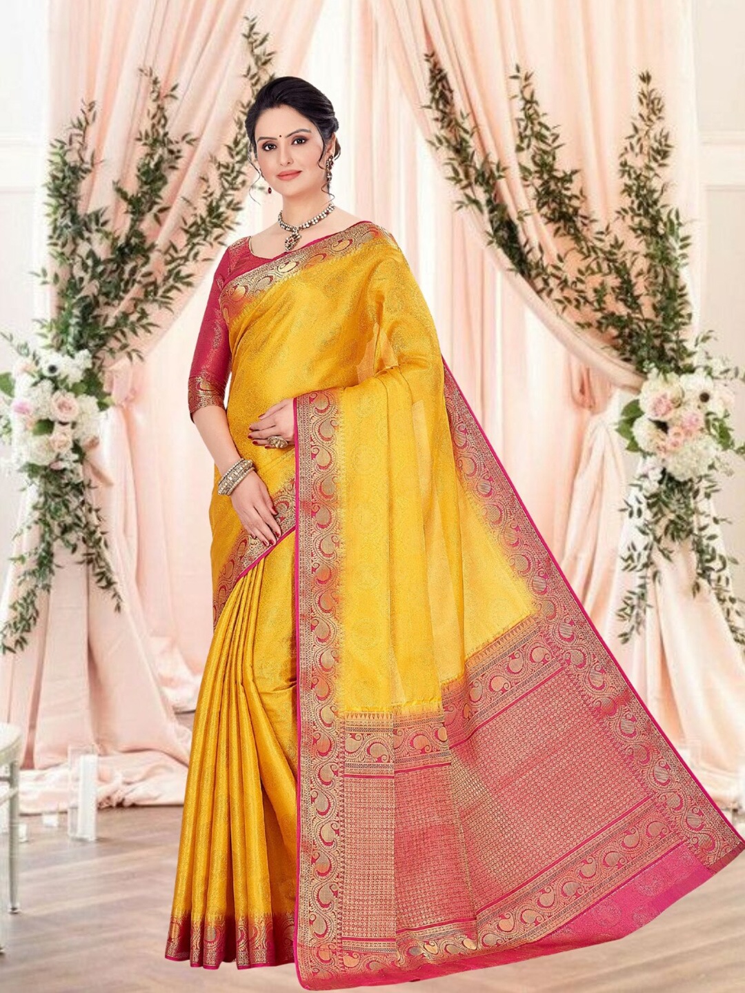 

Mitera Ethnic Motifs Zari Silk Blend Kanjeevaram Saree, Yellow