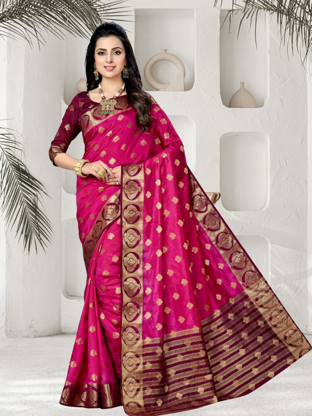 

Mitera Ethnic Motifs Zari Silk Blend Kanjeevaram Saree, Pink