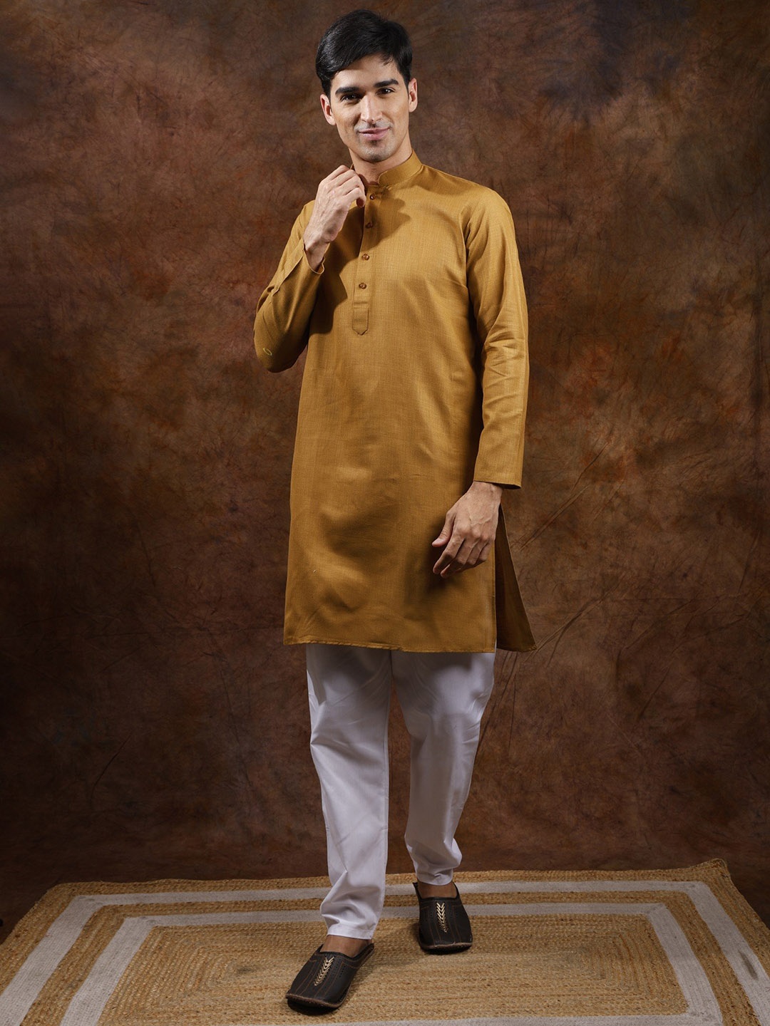 

Exotic India Wood Thrush Pure Cotton Plain Casual Kurta with Elastic Waist White Pajama, Brown