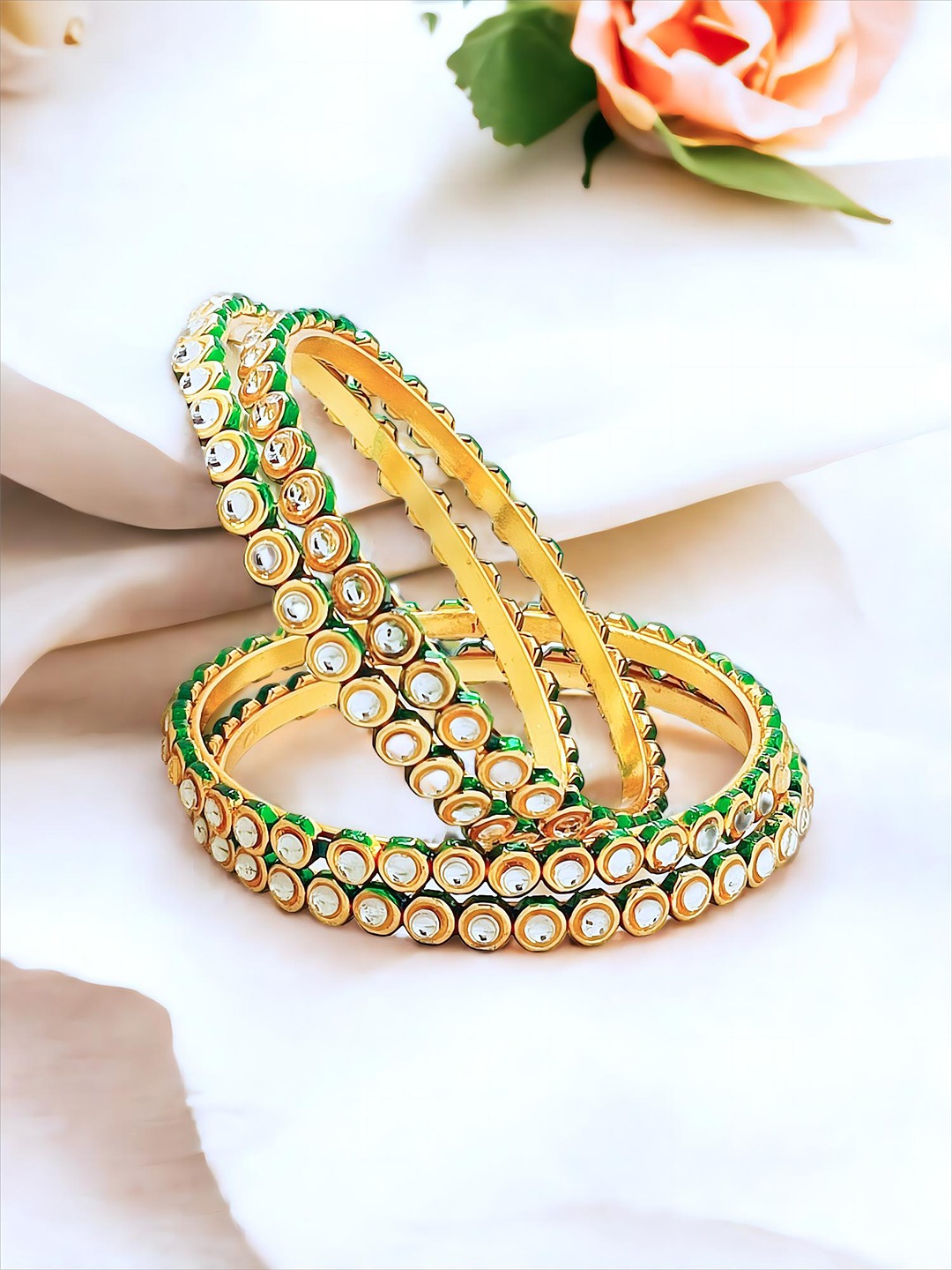 

FEMMIBELLA Set Of 4 Gold-Plated Kundan-Studded Bangles