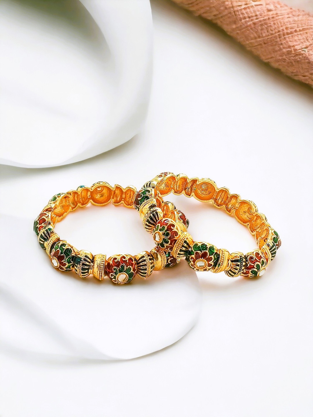 

FEMMIBELLA Set Of 2 Gold-Plated Kundan-Studded Bangles