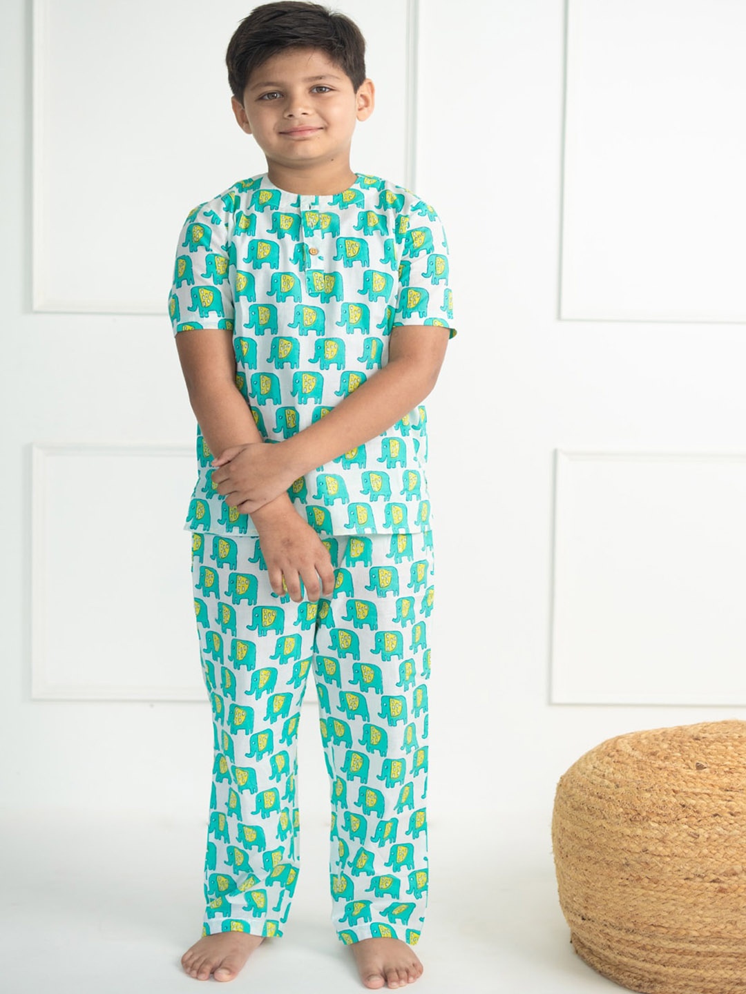 

Klephant Boys Conversational Printed Pure Cotton Night suit, White