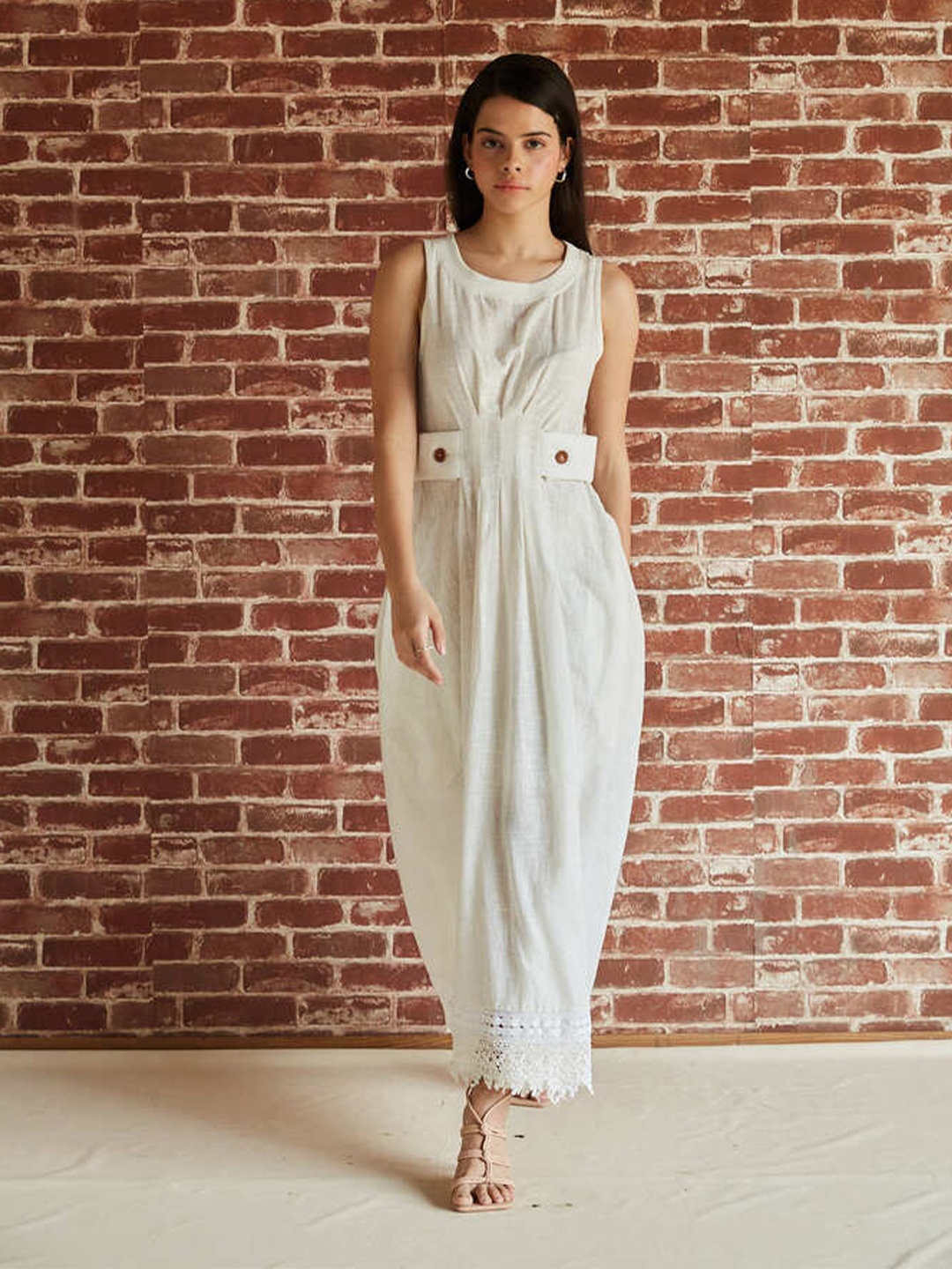 

SHRUTI SANCHETI Round Neck Print Cotton Maxi Dress, White