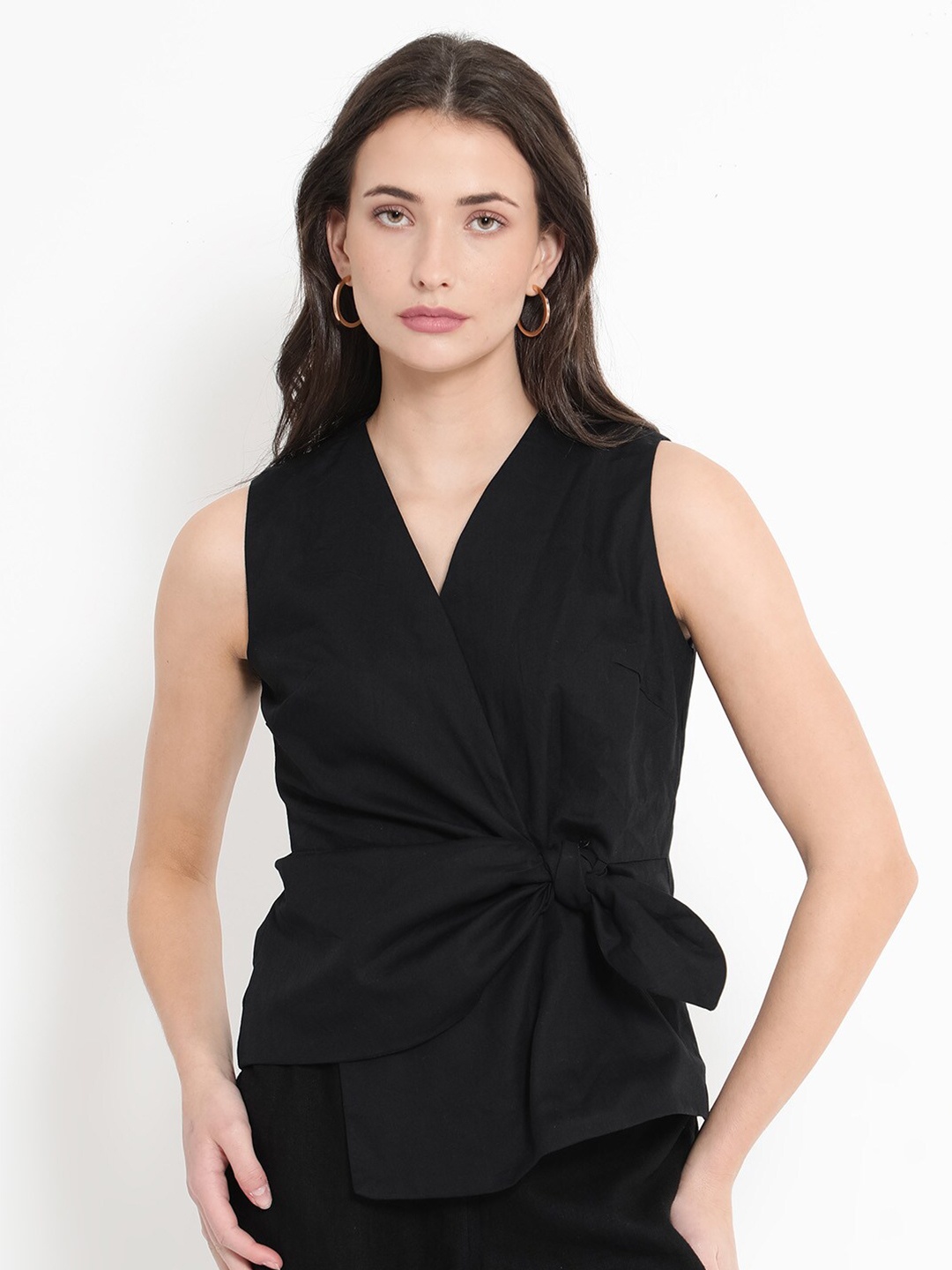 

RAREISM Minato V-Neck Tie-Ups Cotton Wrap Top, Black