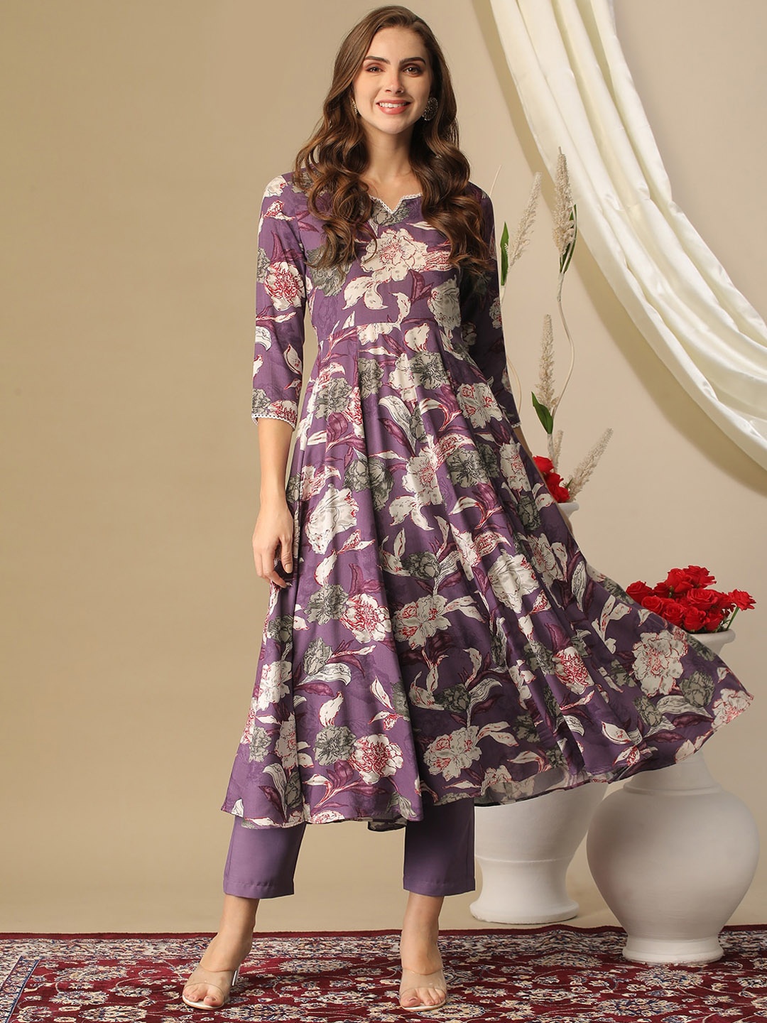 

GoSriKi Floral Printed Notch Neck Regular Anarkali Kurta with Trousers, Purple