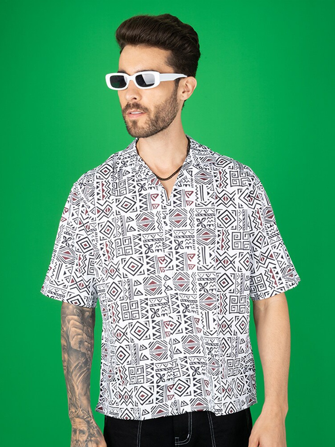PEPLOS Comfort Floral Printed Spread Collar Short Sleeves Cotton Casual Shirt, White