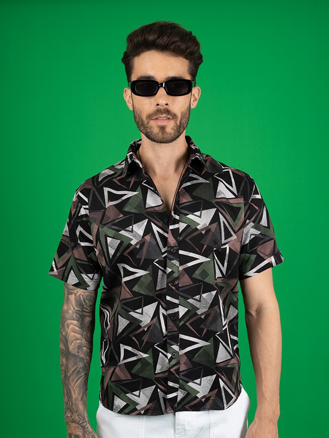 

PEPLOS Relaxed Geometric Printed Spread Collar Cotton Shirt, Black